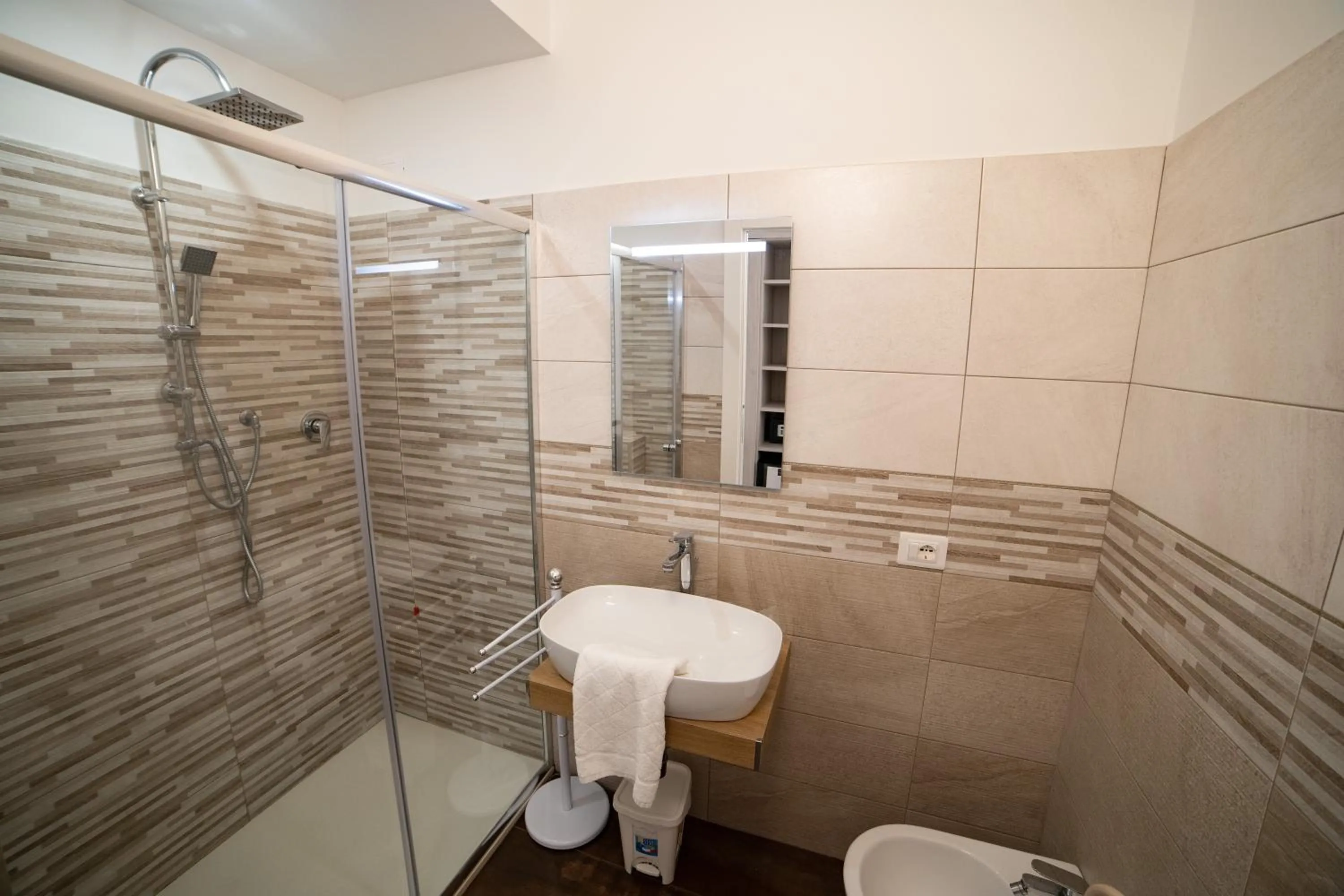 Other in B&B Jerocades