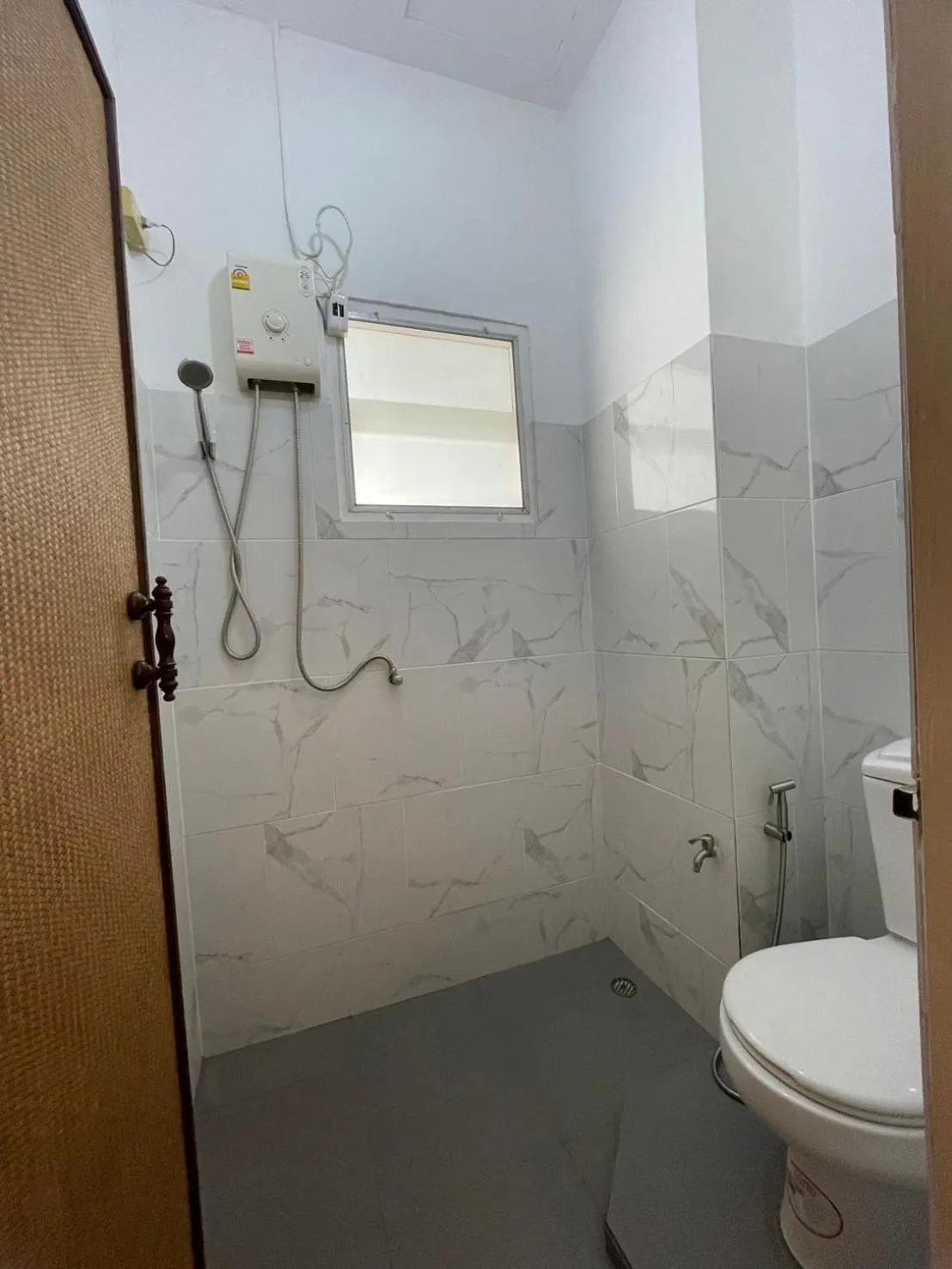 Bathroom in Sleep CNX