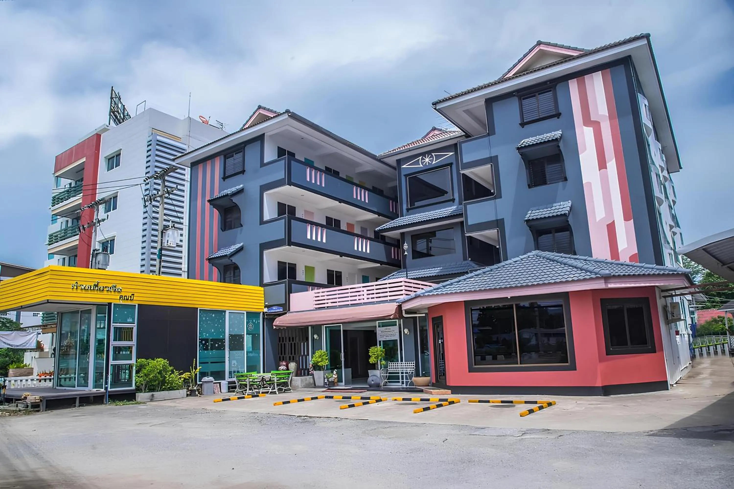 Property building in Sleep CNX