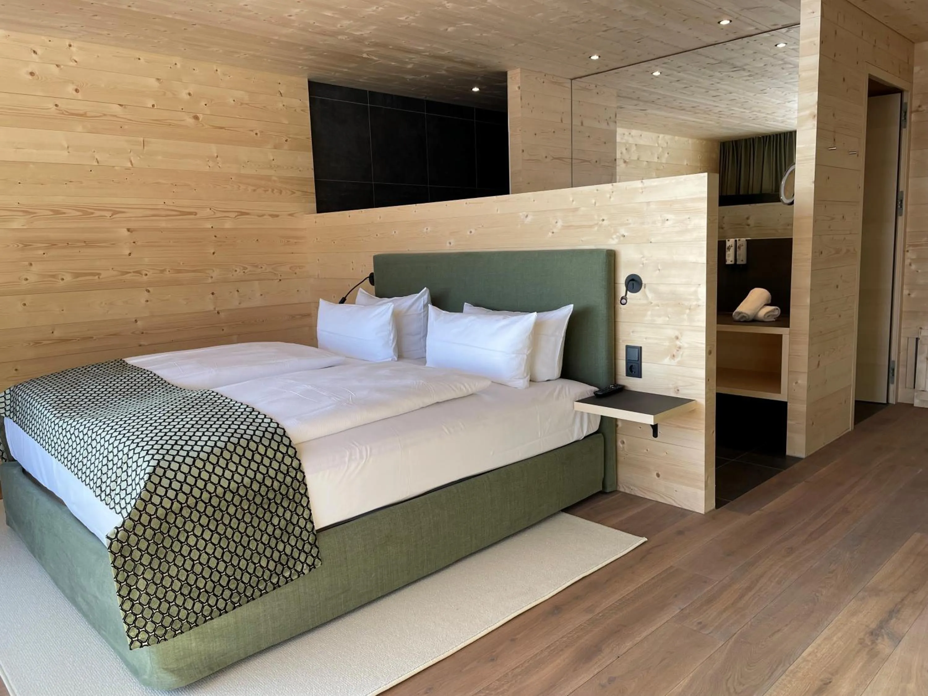 Bedroom, Bed in Torghele's Wald & Fluh