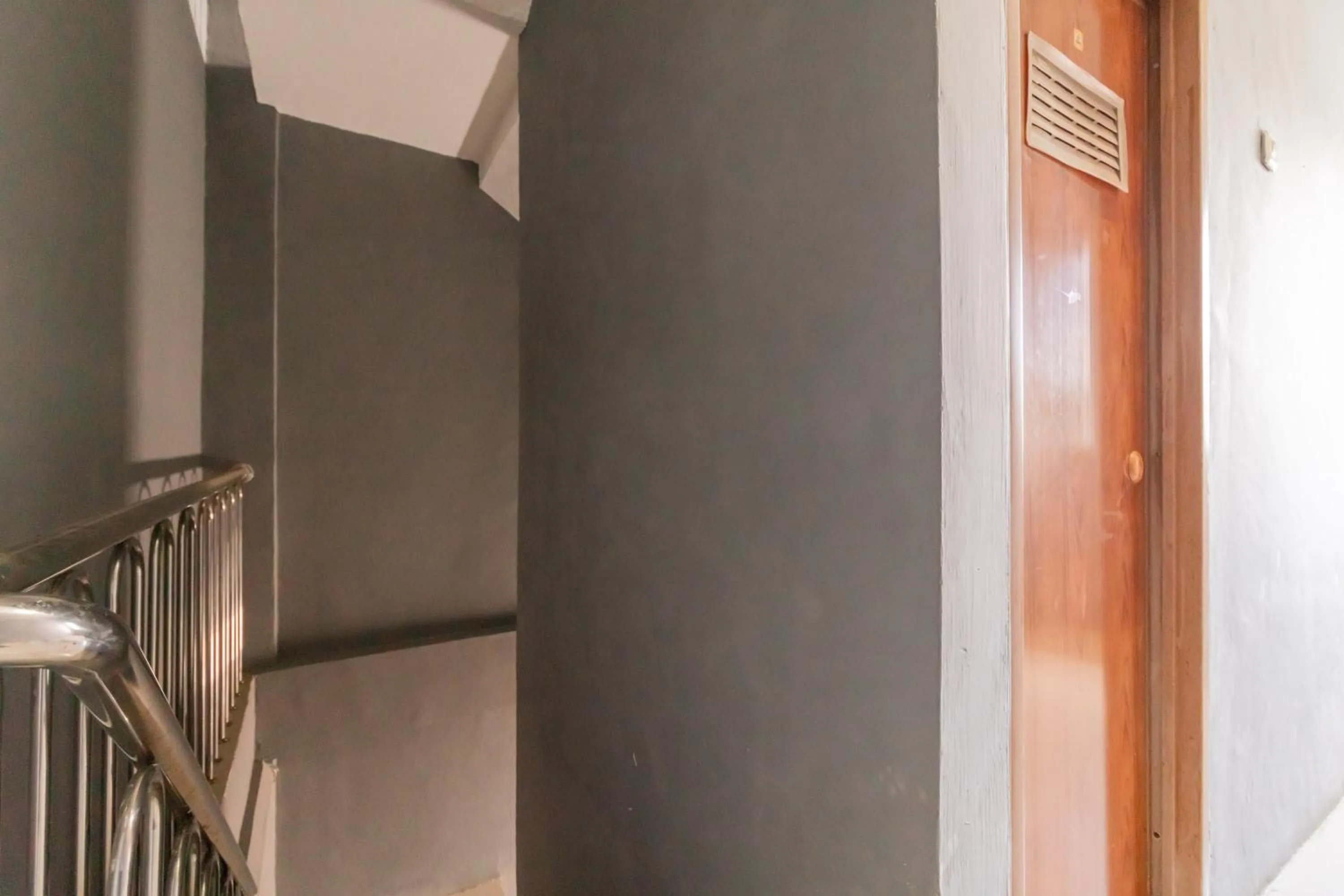 Balcony/Terrace in RedDoorz near Palembang Trade Center 4