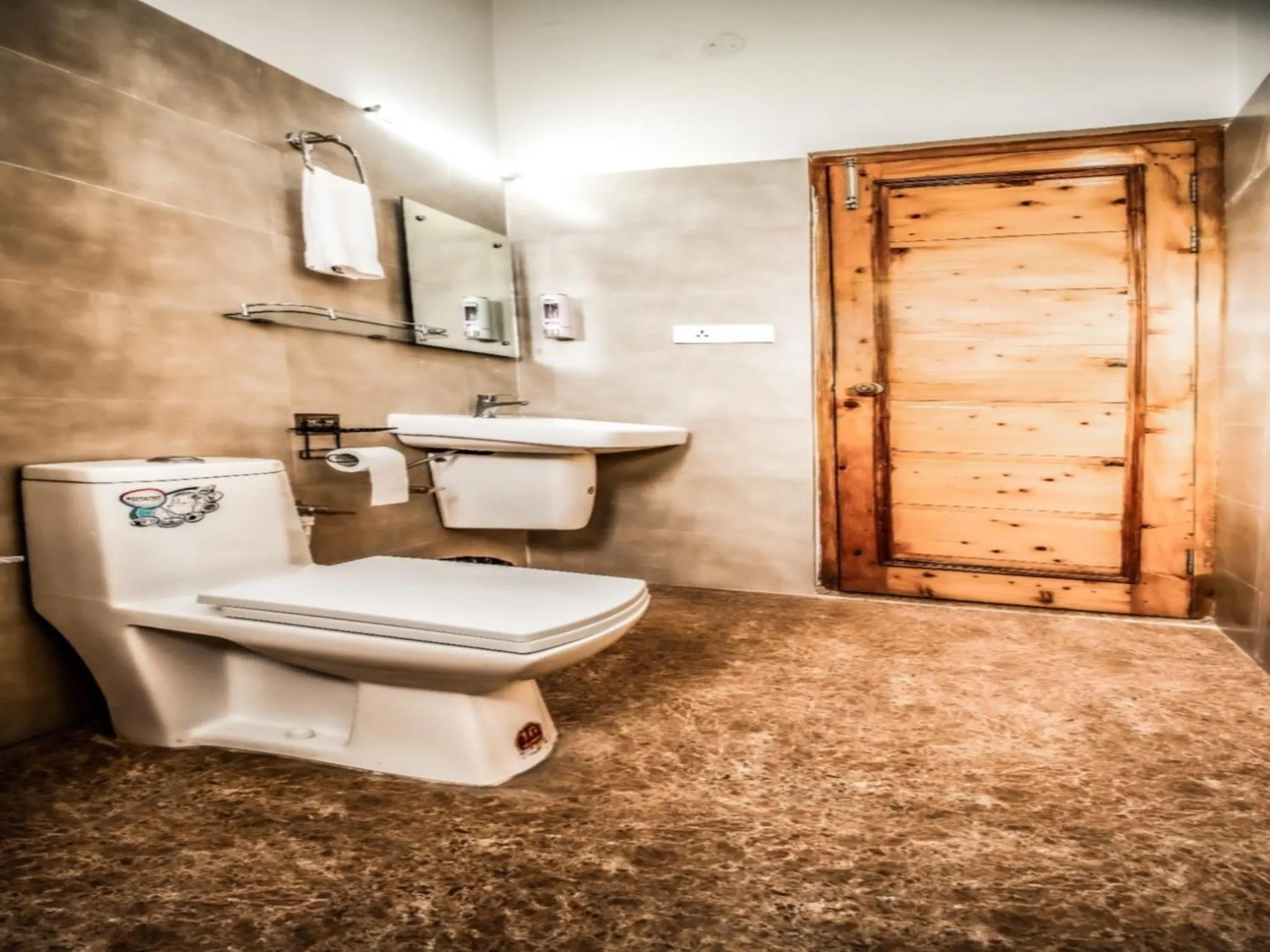 Bedroom in LA Riqueza Kanatal - Mountain View Rooms - Best Location - Amazing Food - Close to Jungle Safari & Adventure Activities