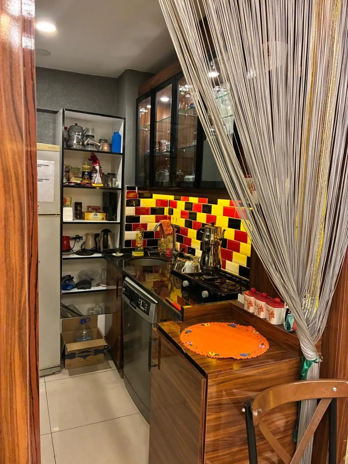 Kitchen or kitchenette in Grey House Apartments & Suites Istanbul