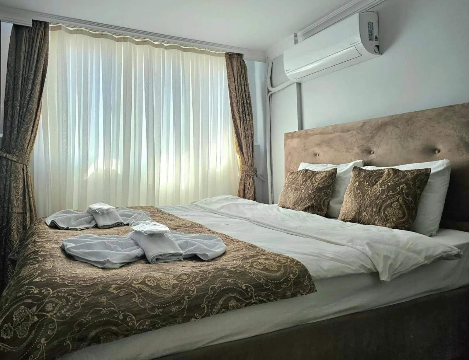 Bed in Grey House Apartments & Suites Istanbul
