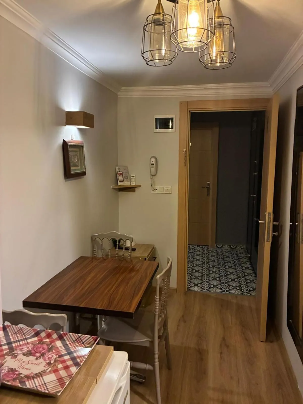 Kitchen or kitchenette in Grey House Apartments & Suites Istanbul