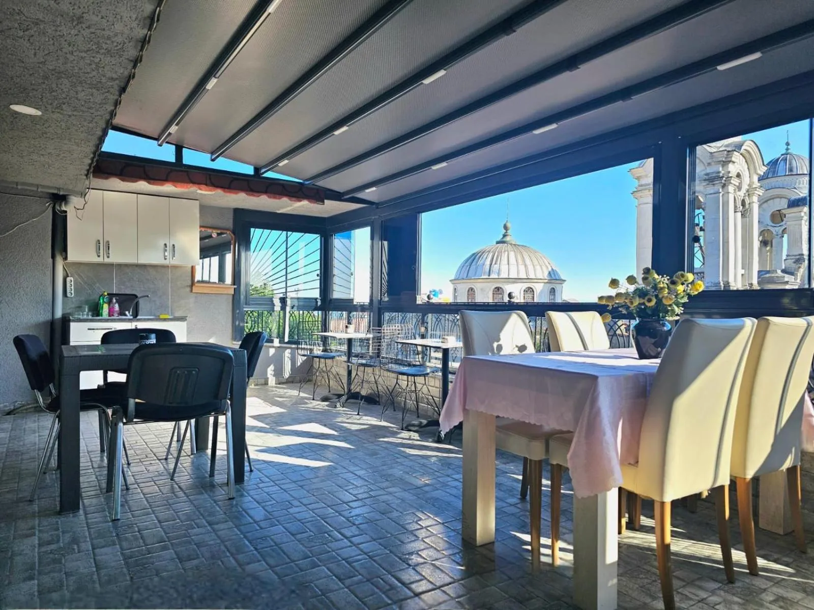 kitchen in Grey House Apartments & Suites Istanbul