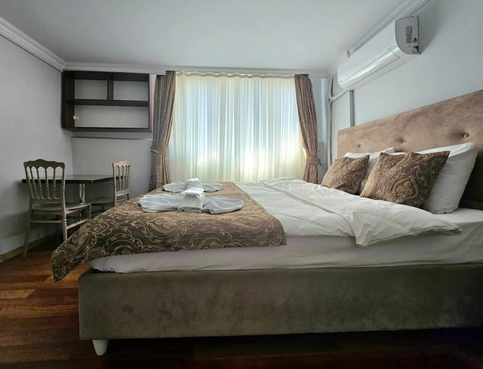 Bed in Grey House Apartments & Suites Istanbul