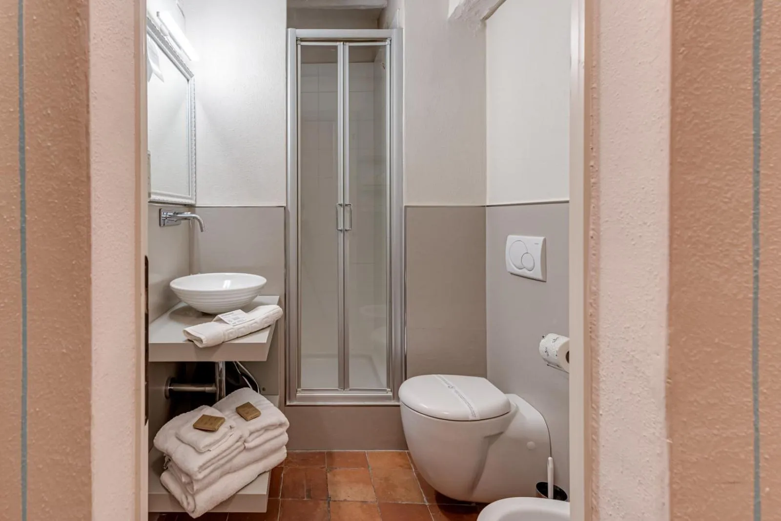 Shower in b&b BORGO CAPITANO COLLECTION Albergo diffuso - Centro Storico