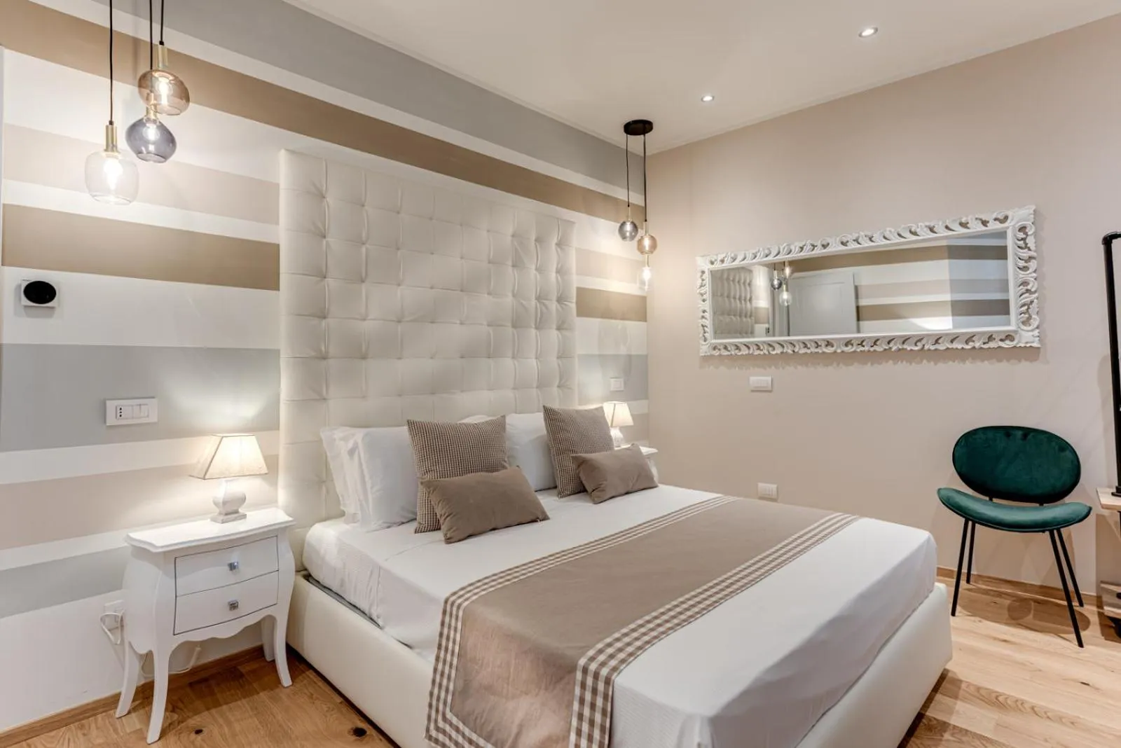 Bed in b&b BORGO CAPITANO COLLECTION Albergo diffuso - Centro Storico