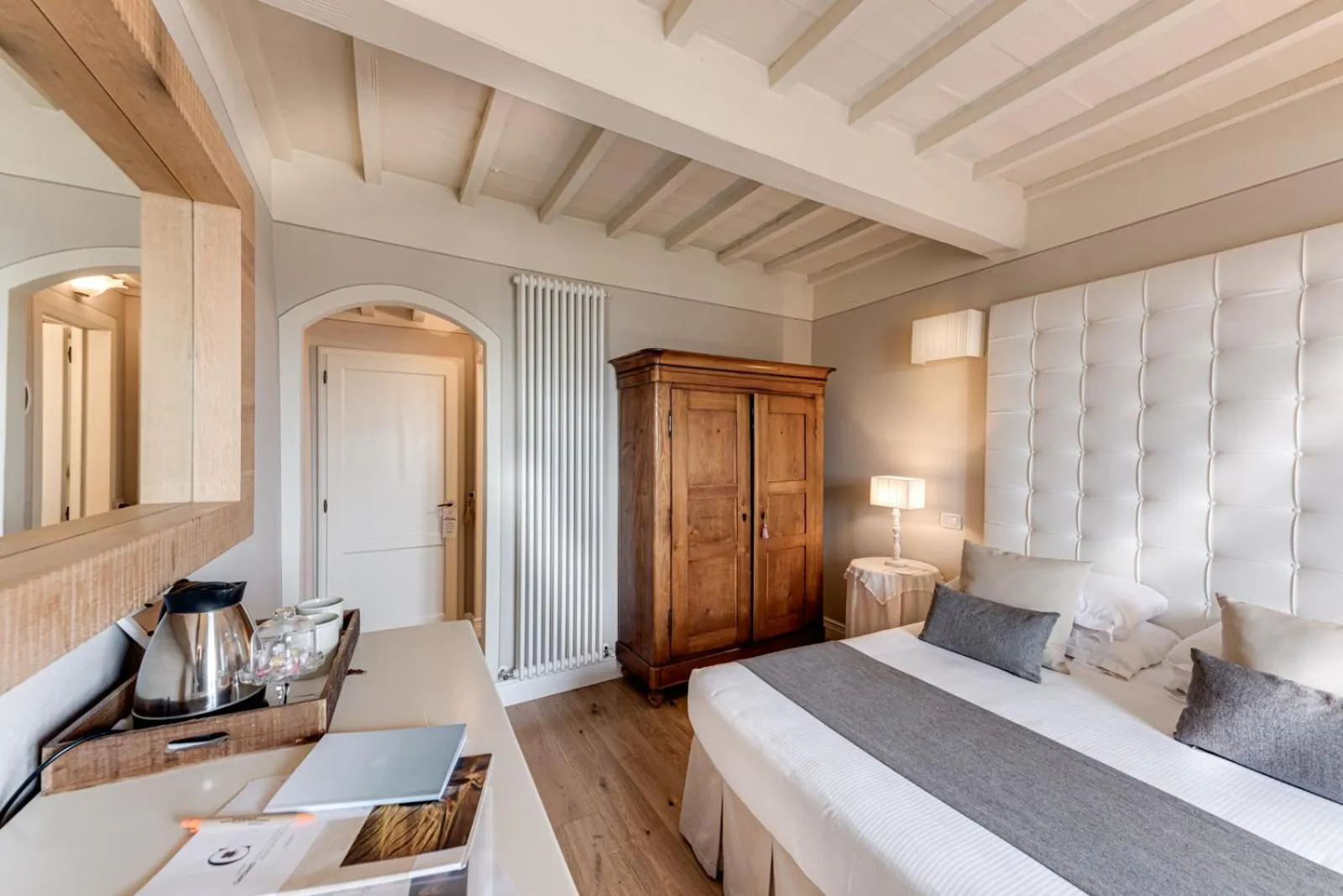 Bed in b&b BORGO CAPITANO COLLECTION Albergo diffuso - Centro Storico