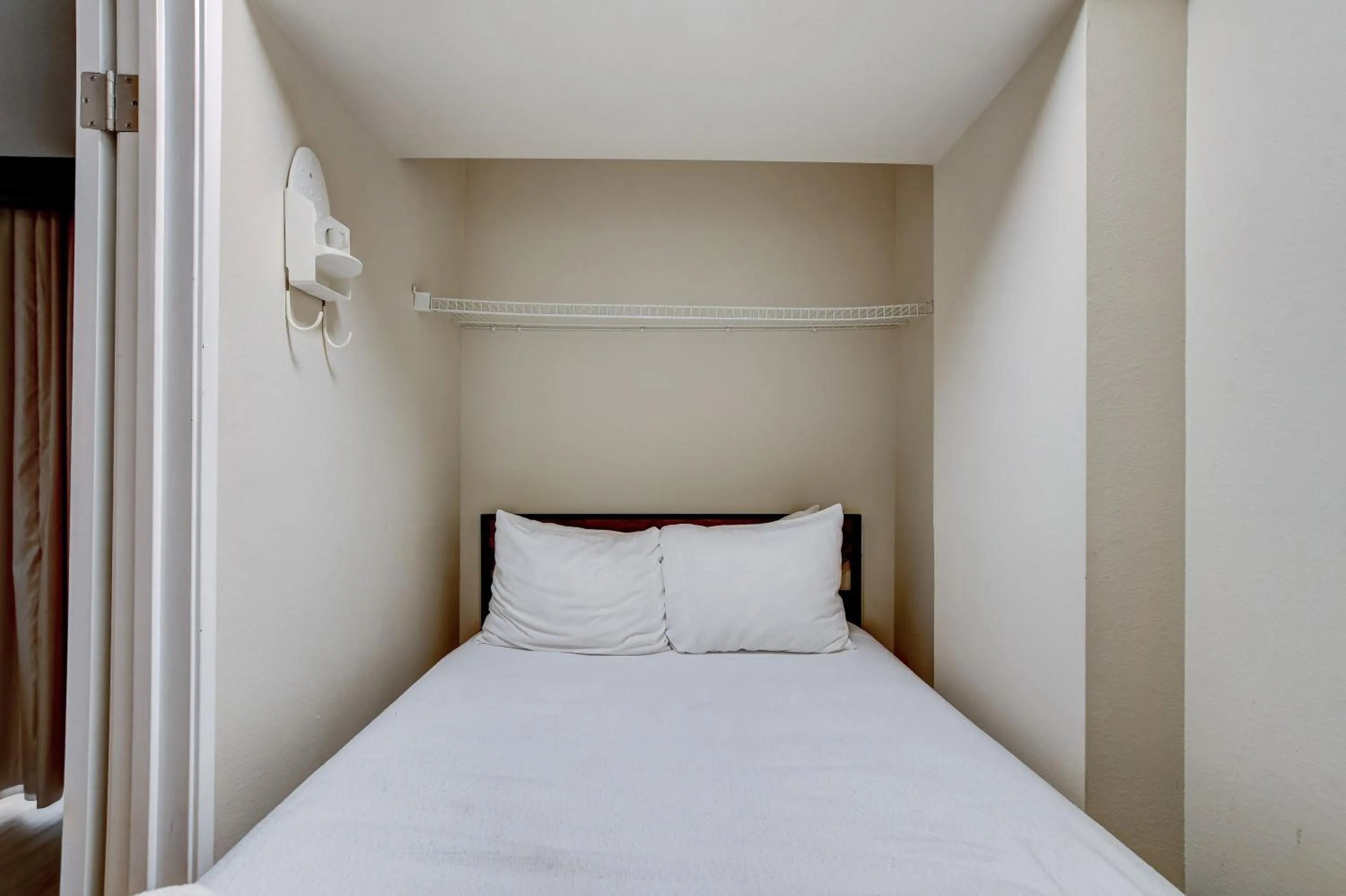 Bed in Penthouse on the strip - 6 Comfy beds!!!