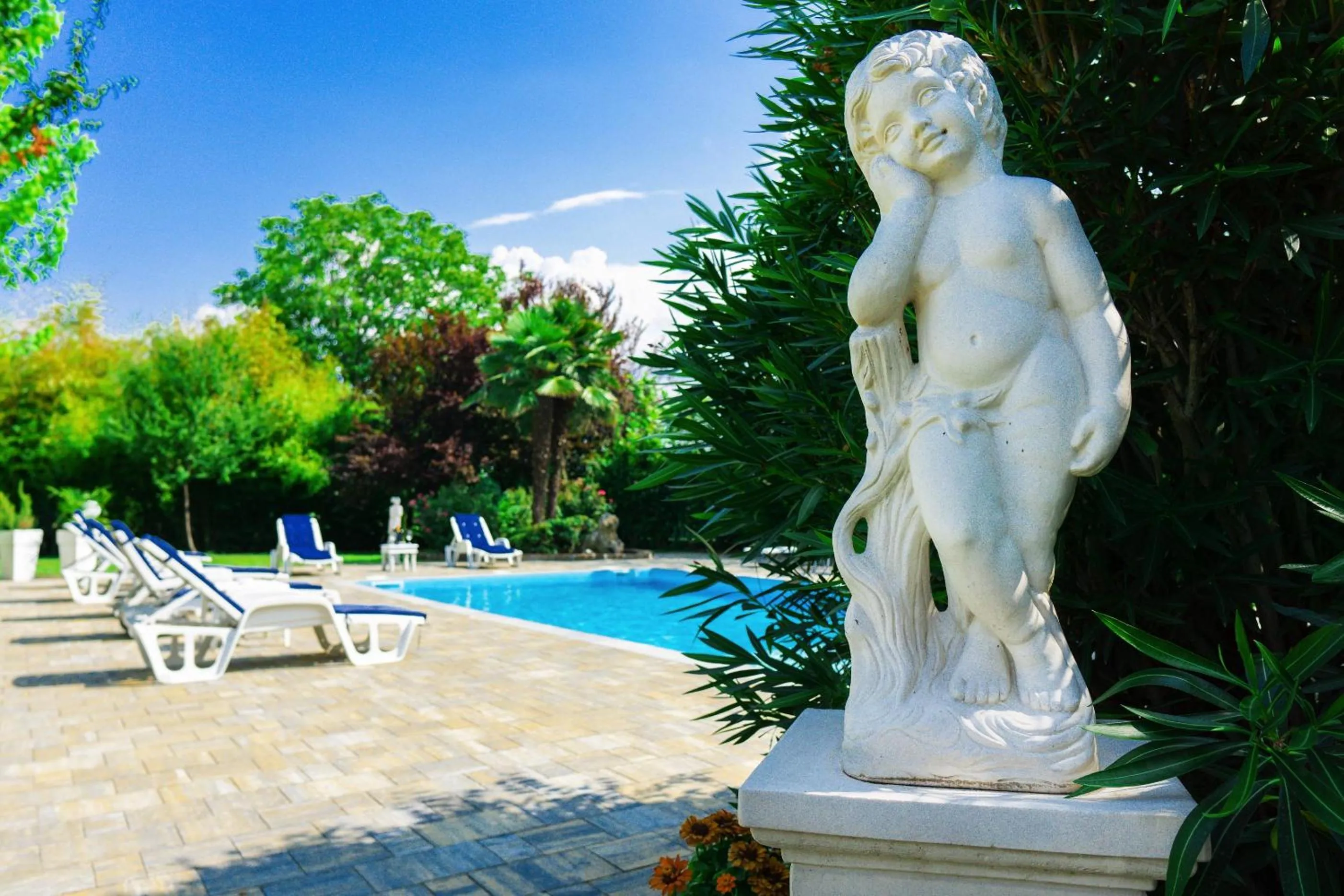 Swimming pool in Ca' Ross