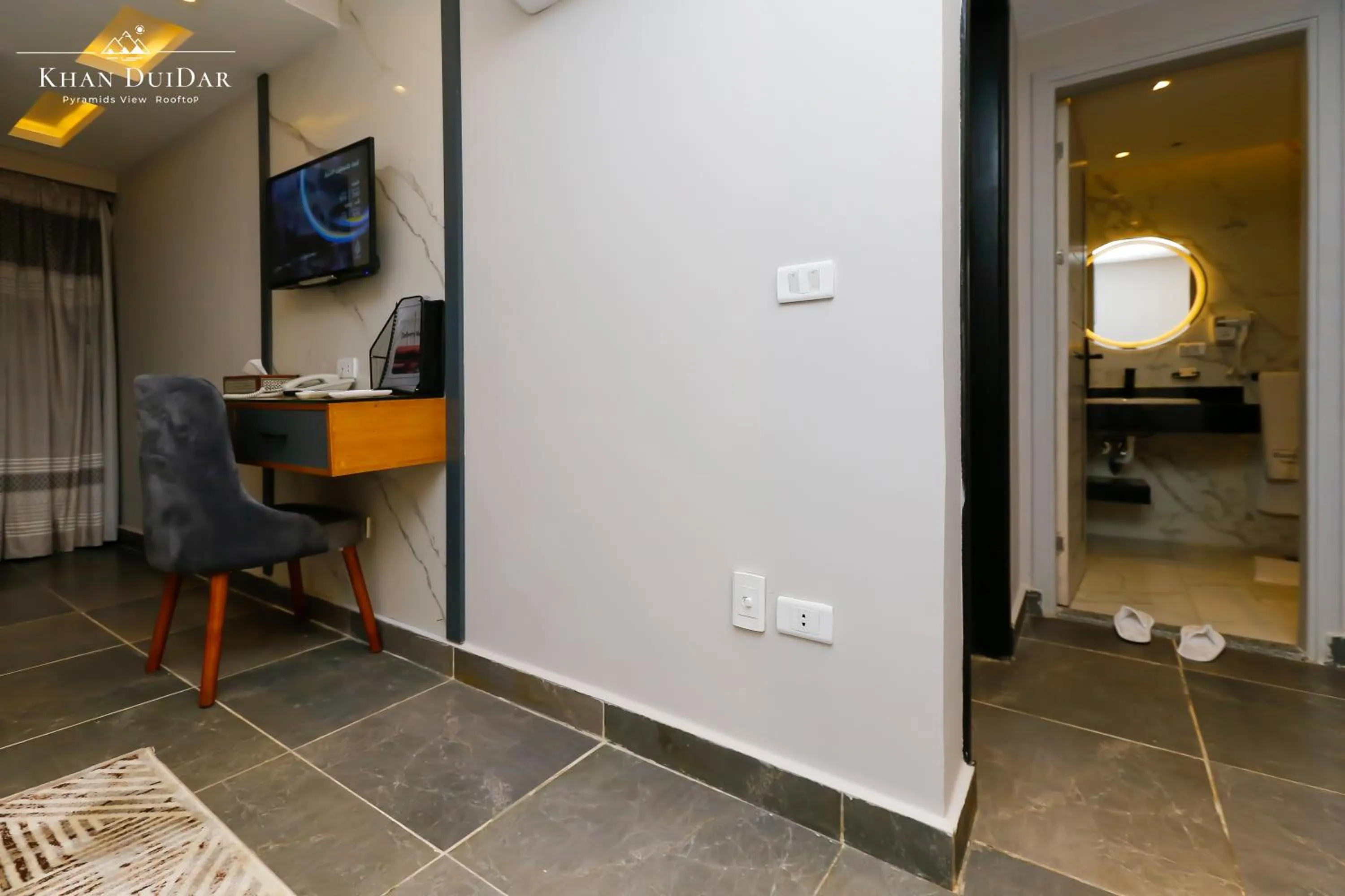 TV and multimedia in Khan Duidar Inn - Pyramids View Rooftop