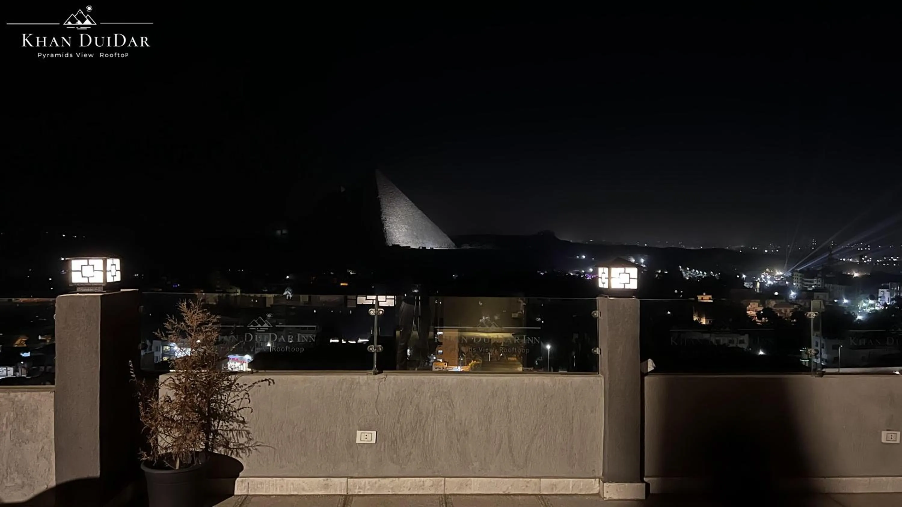 Night in Khan Duidar Inn - Pyramids View Rooftop