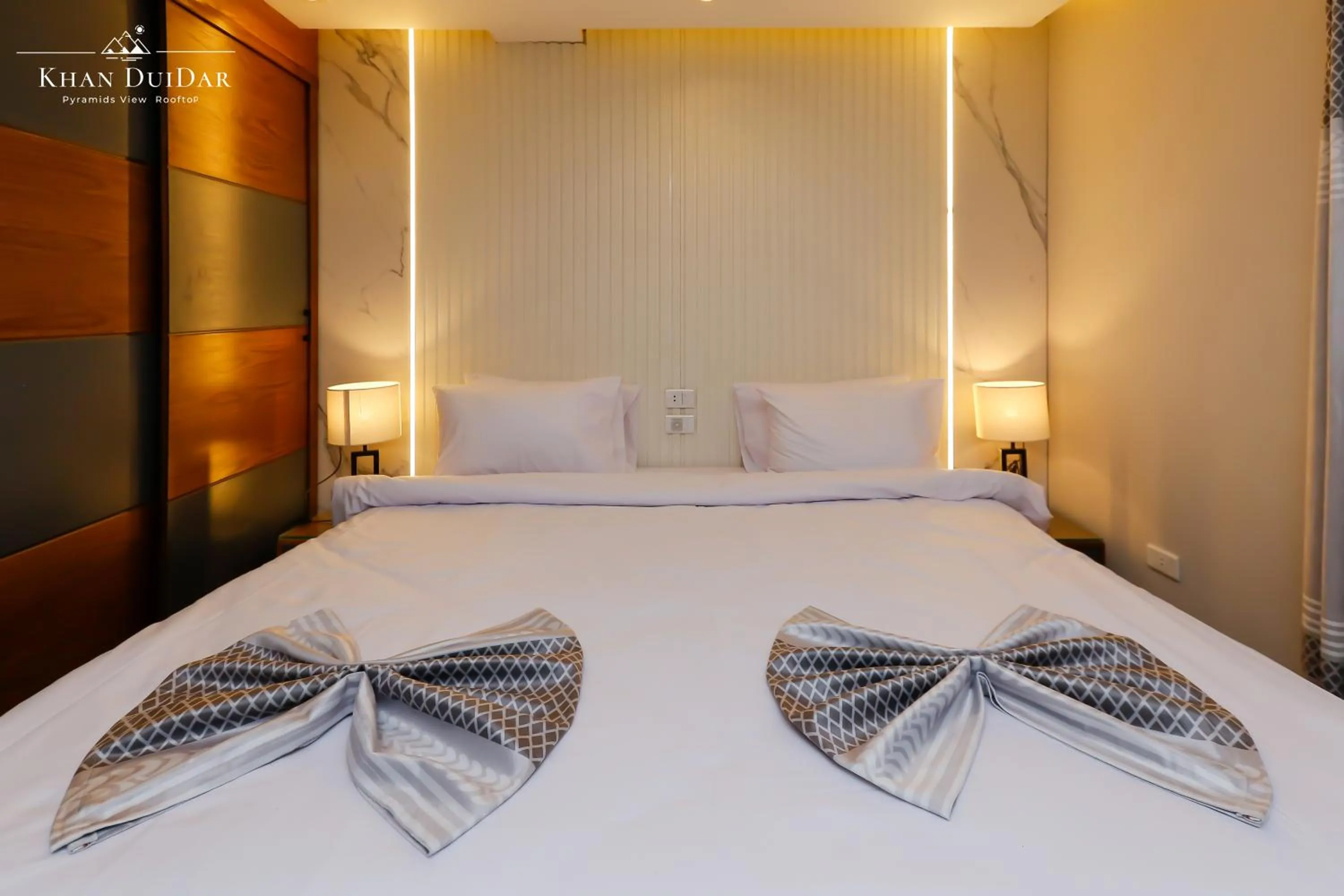 Photo of the whole room, Bed in Khan Duidar Inn - Pyramids View Rooftop