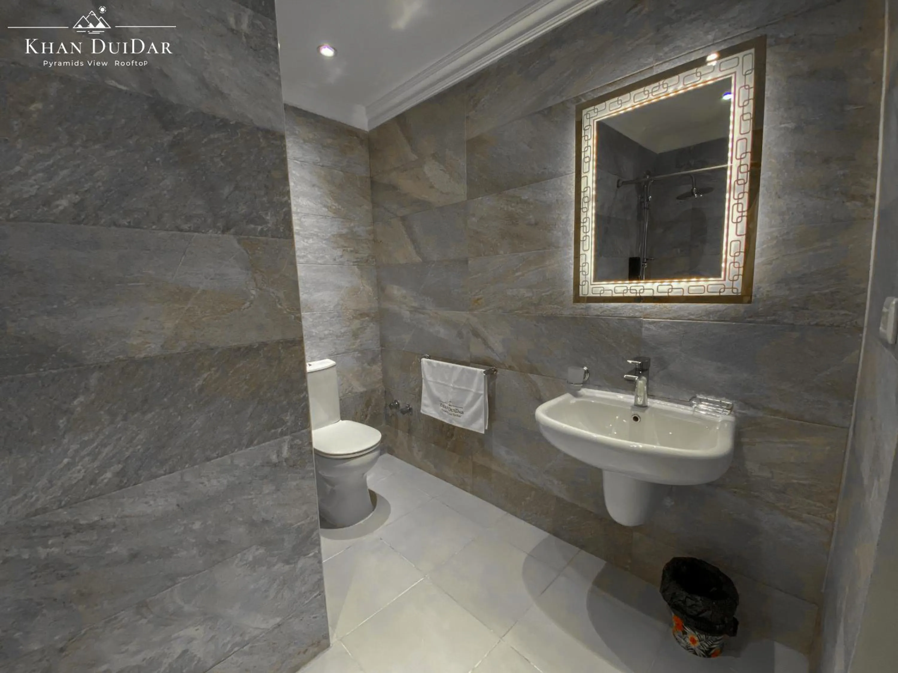 Bathroom in Khan Duidar Inn - Pyramids View Rooftop