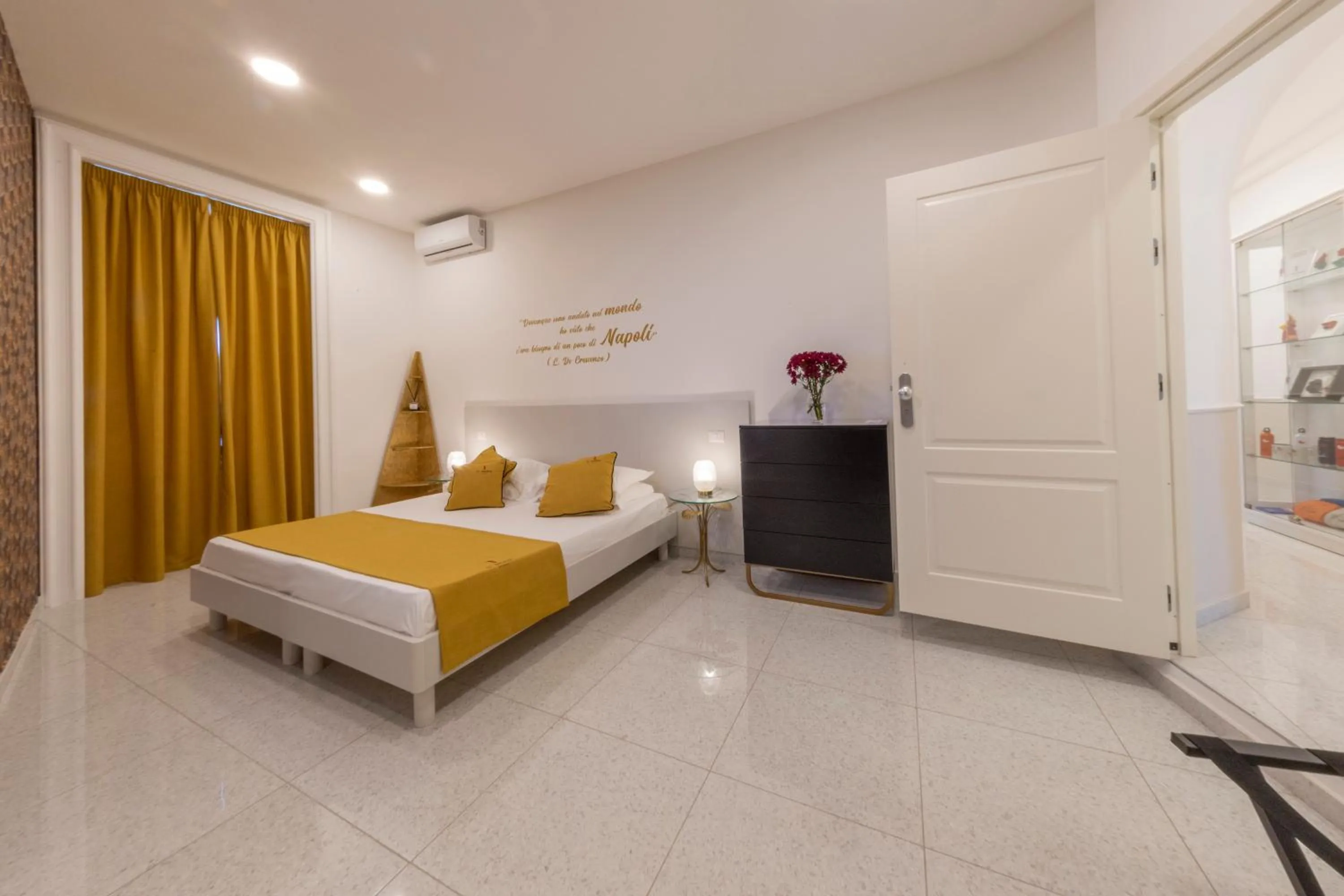 Bed in Le Angioine Rooms