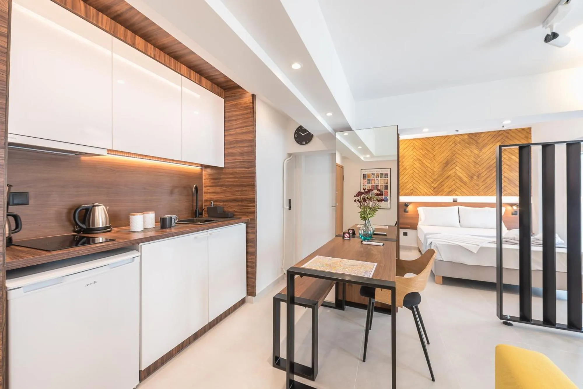 Kitchen or kitchenette in Phaedon, the Terrace Suite Near Acropolis By CloudKeys