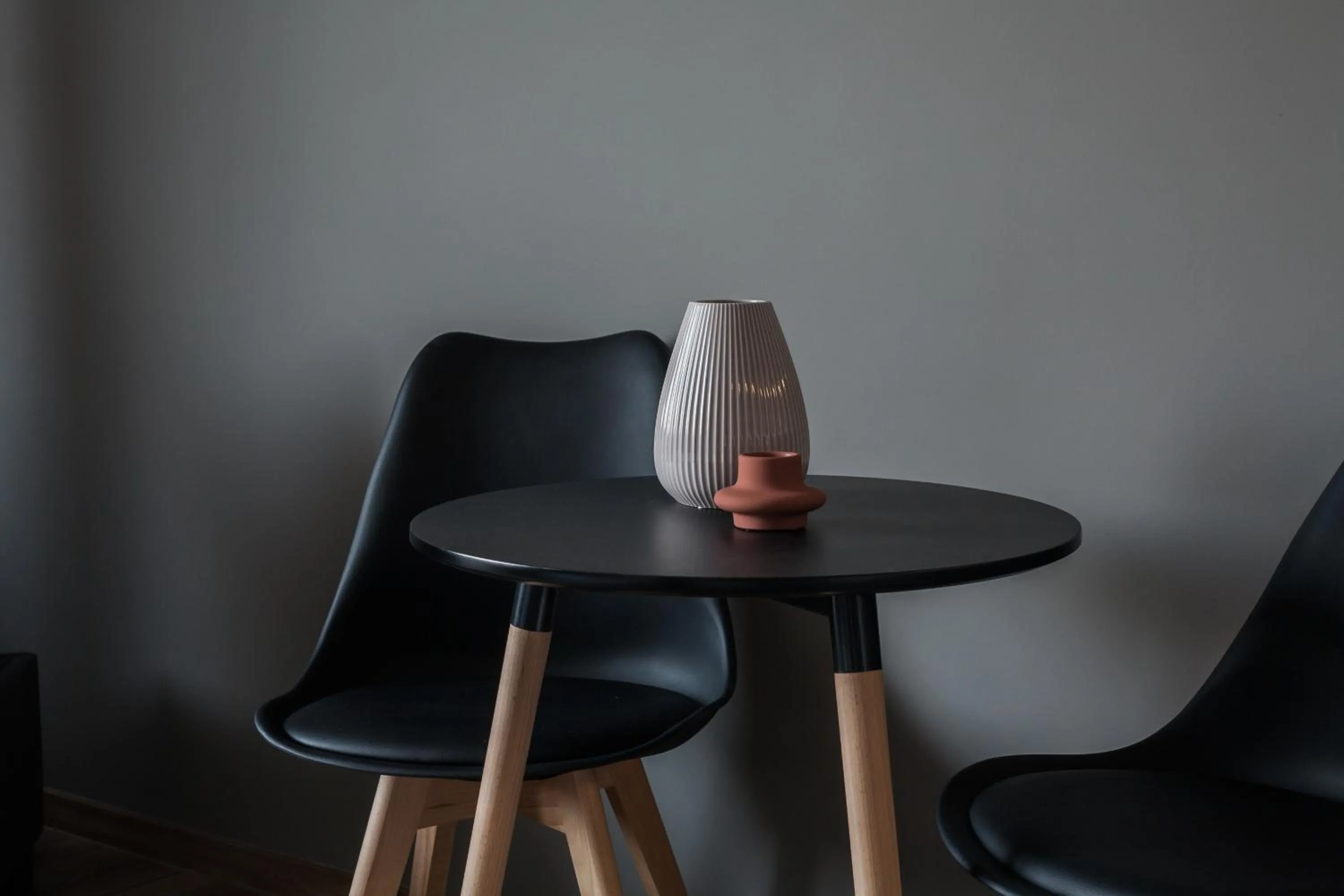 Seating area in WYZ Athens Apartments by UPSTREET