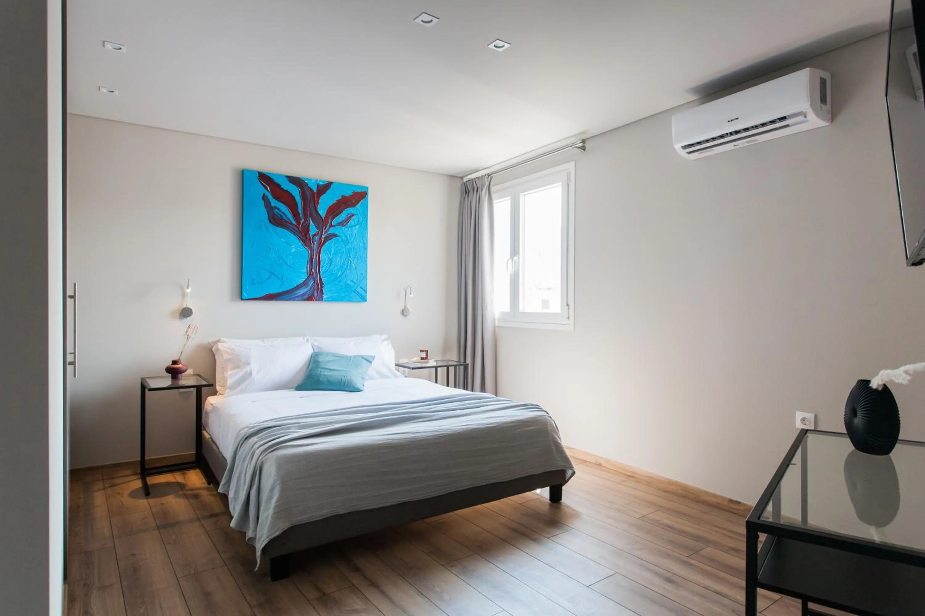 Bedroom, Bed in WYZ Athens Apartments by UPSTREET