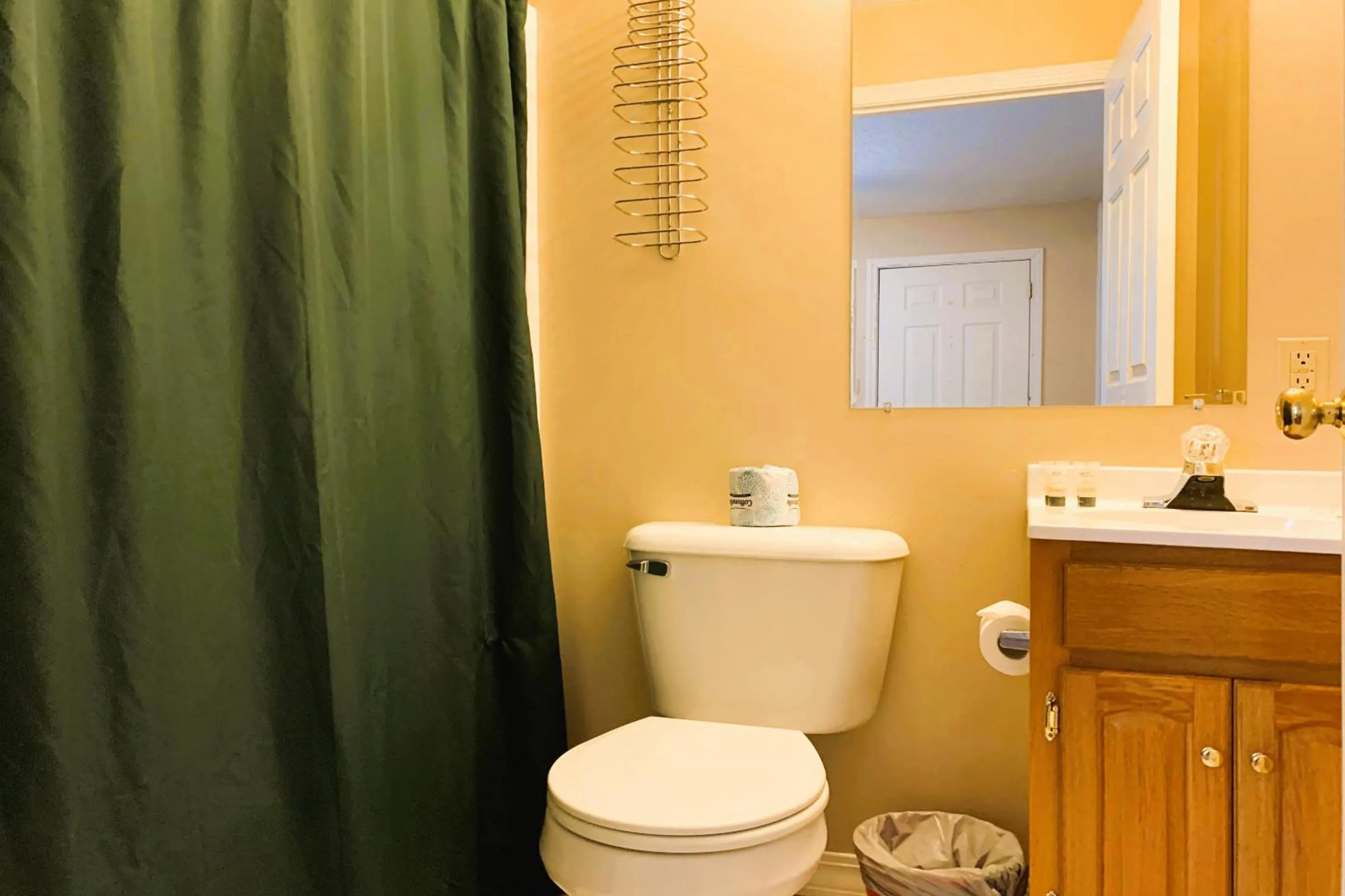 Bedroom in Love Hotels St John River by OYO at Fort Kent ME