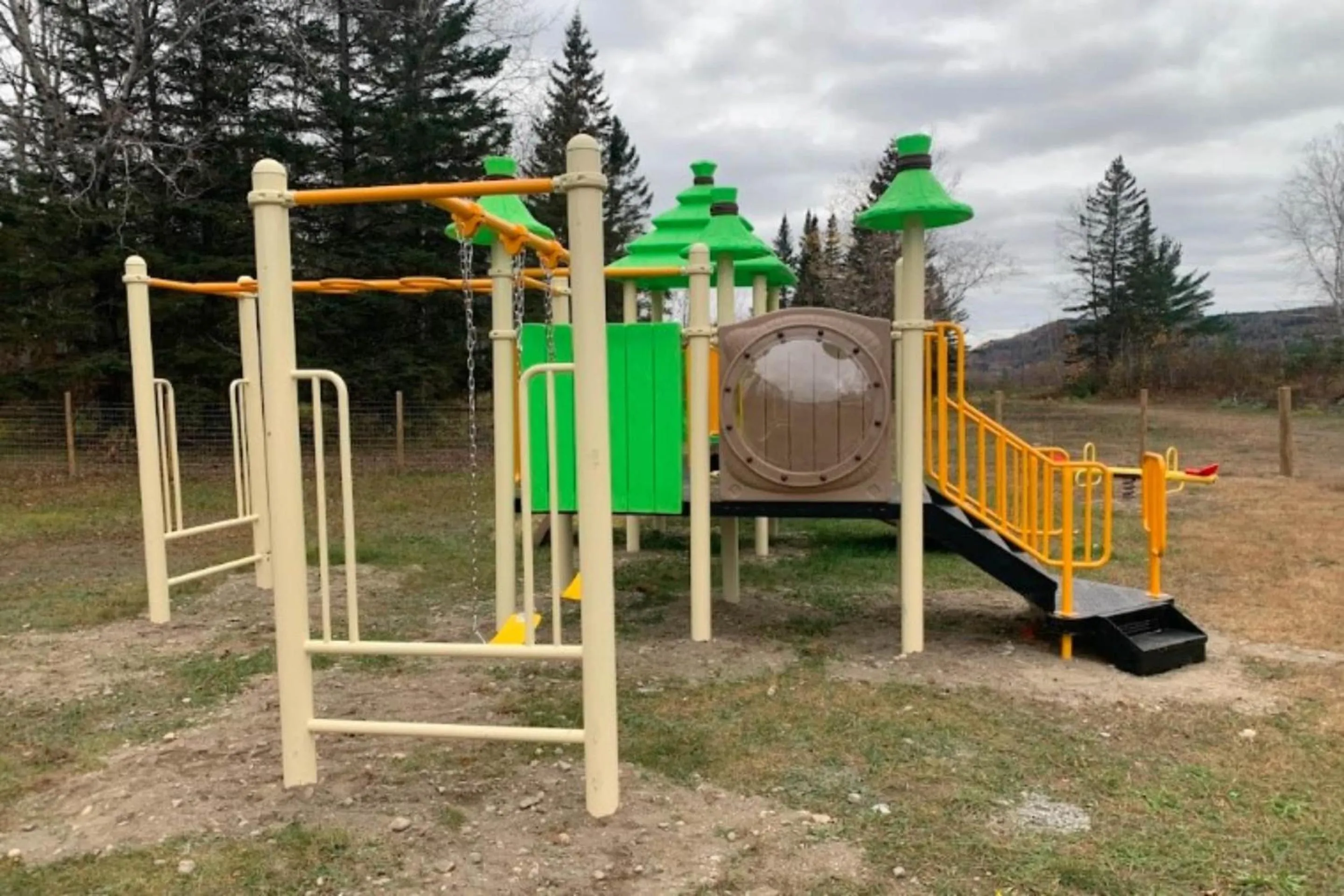 Entertainment in Love Hotels St John River by OYO at Fort Kent ME