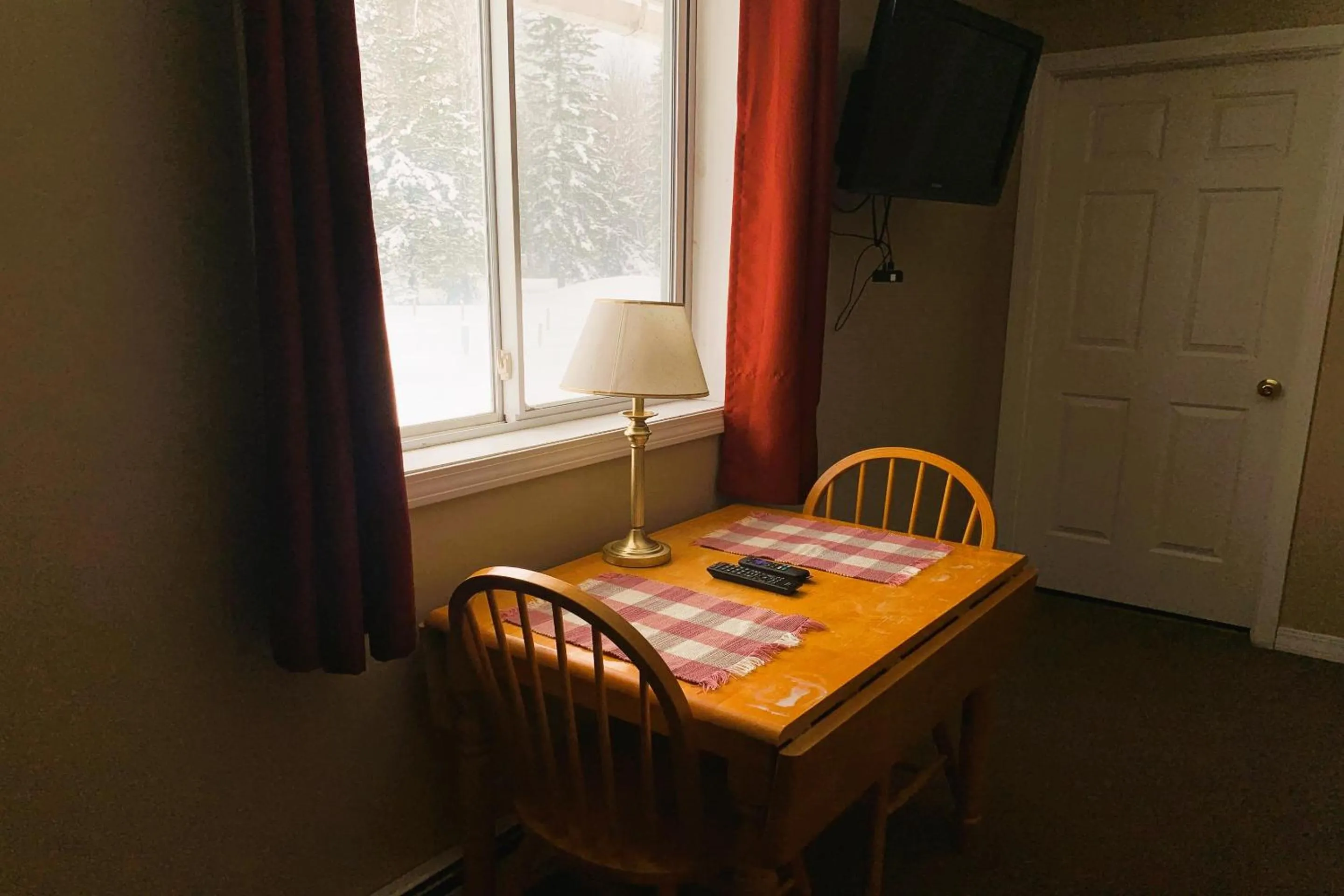 Bedroom in Love Hotels St John River by OYO at Fort Kent ME