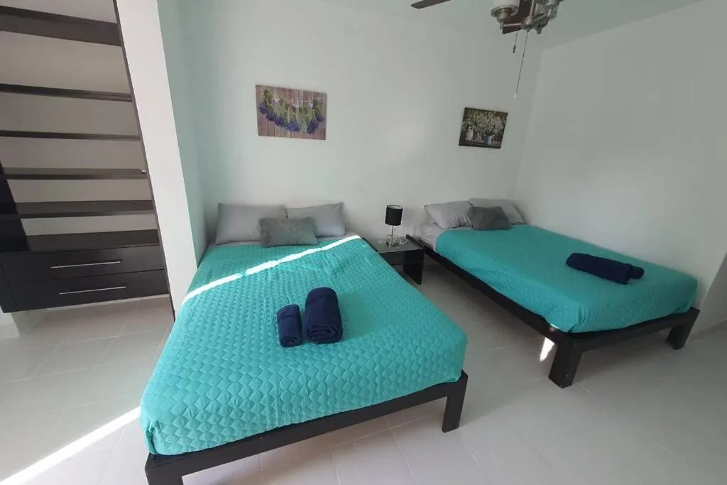 Bed in Depa de 3 habs, 3 baños y piscina (Zona Hotelera)