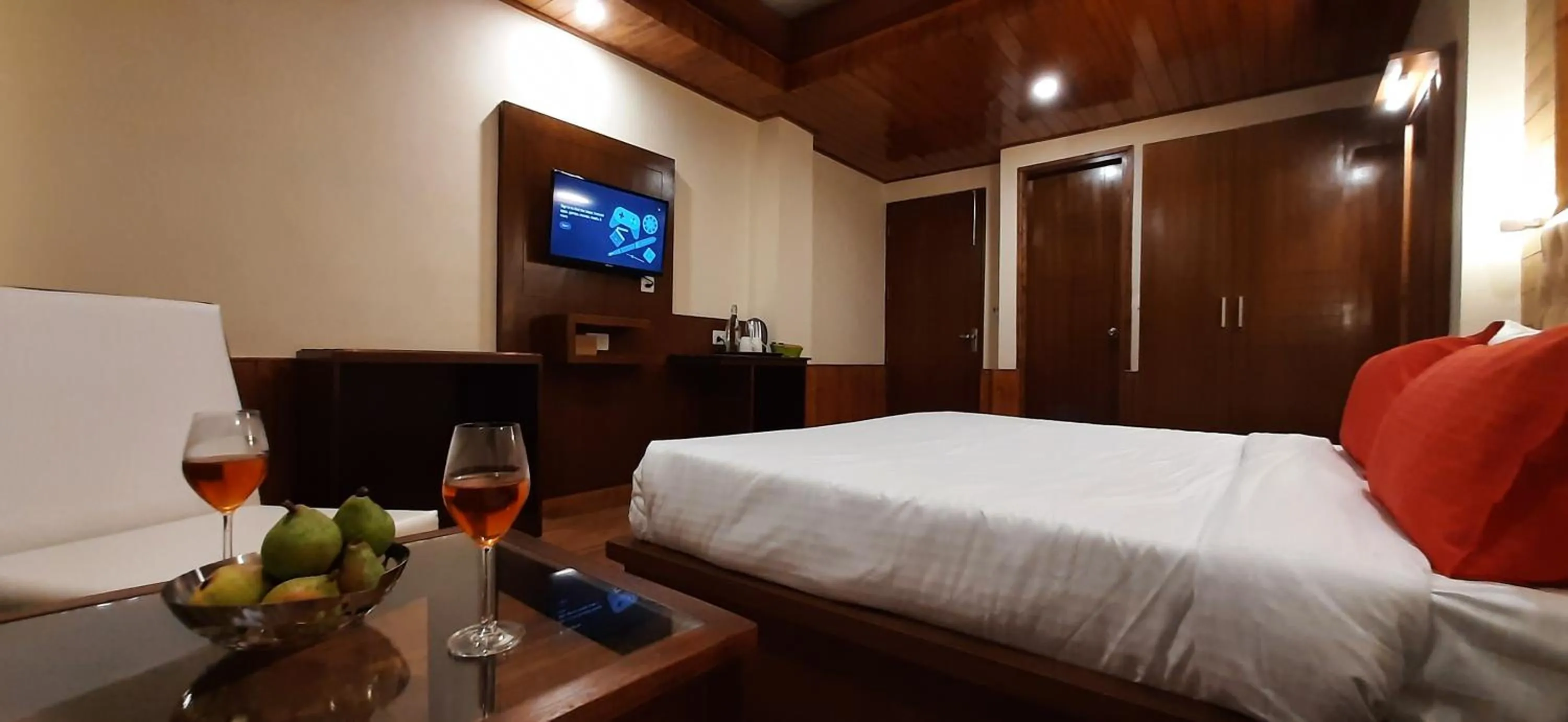 Bed in Mastiff Xanadu