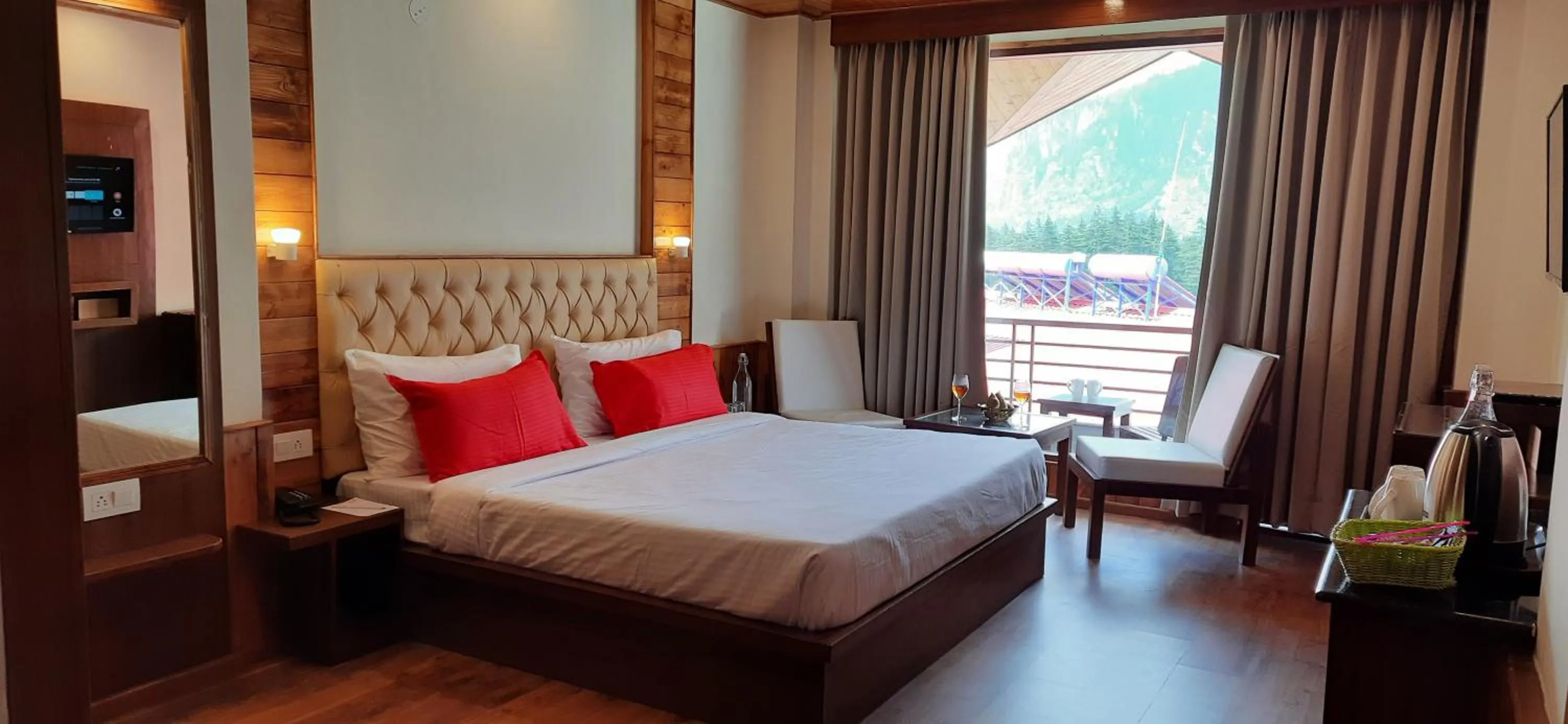 Bed in Mastiff Xanadu