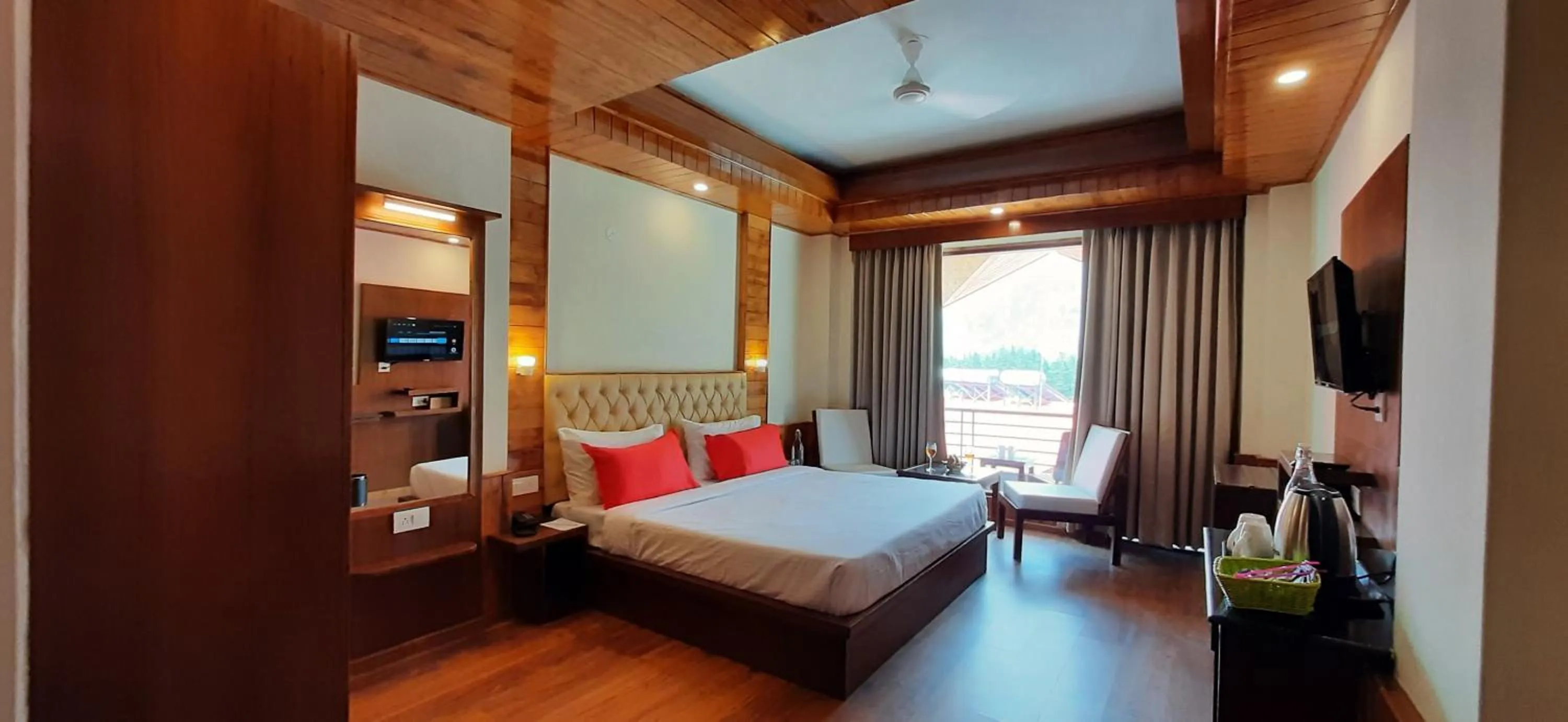 Bed in Mastiff Xanadu