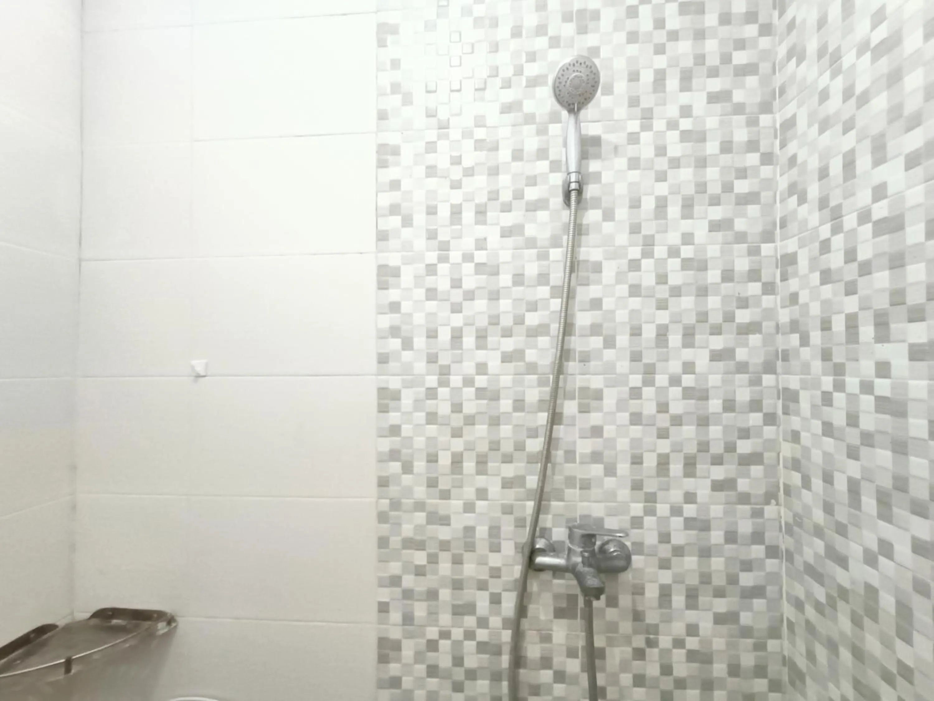 Balqies Homestay Syariah Makassar Mitra RedDoorz