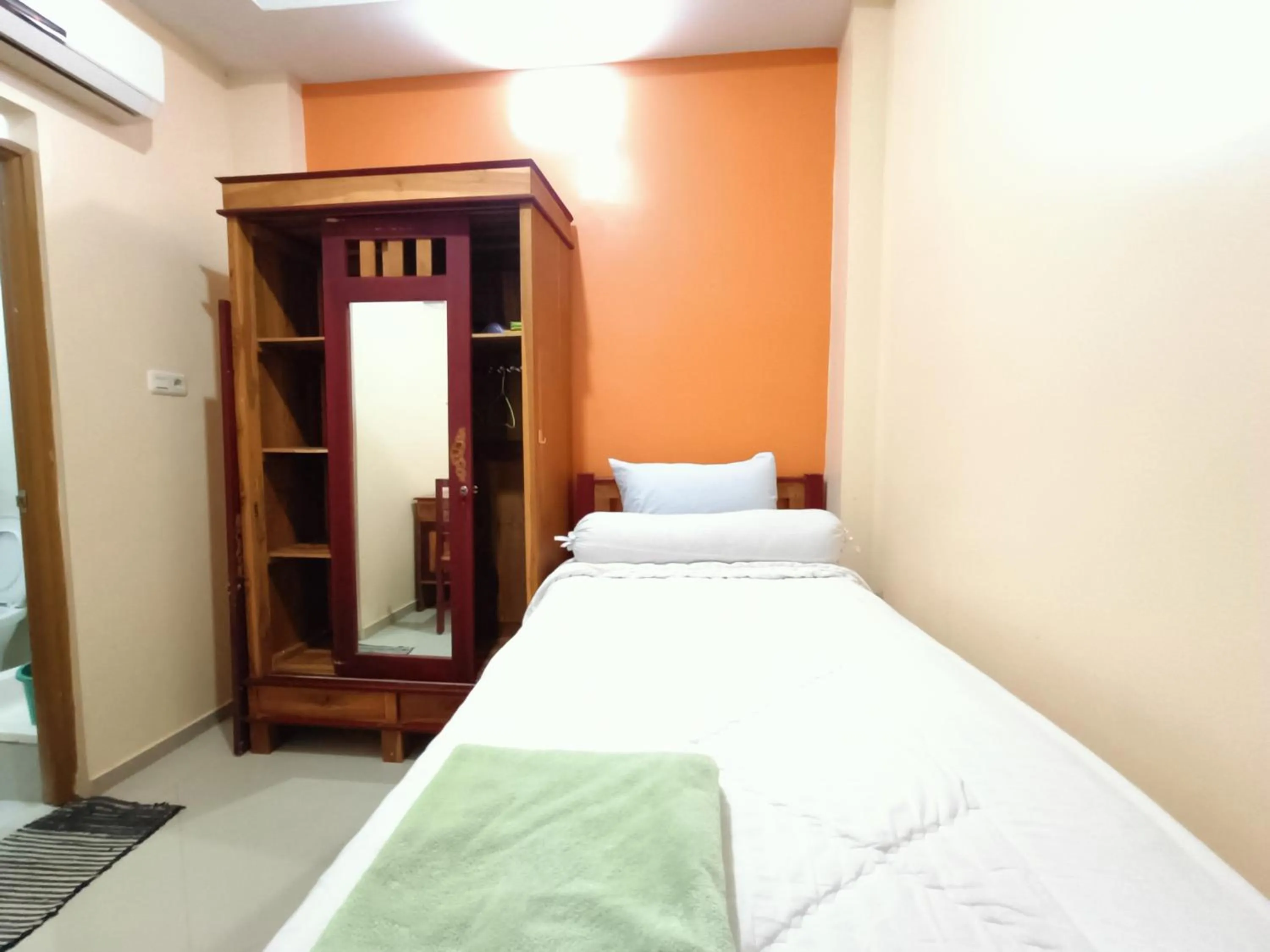 Bed in Balqies Homestay Syariah Makassar Mitra RedDoorz