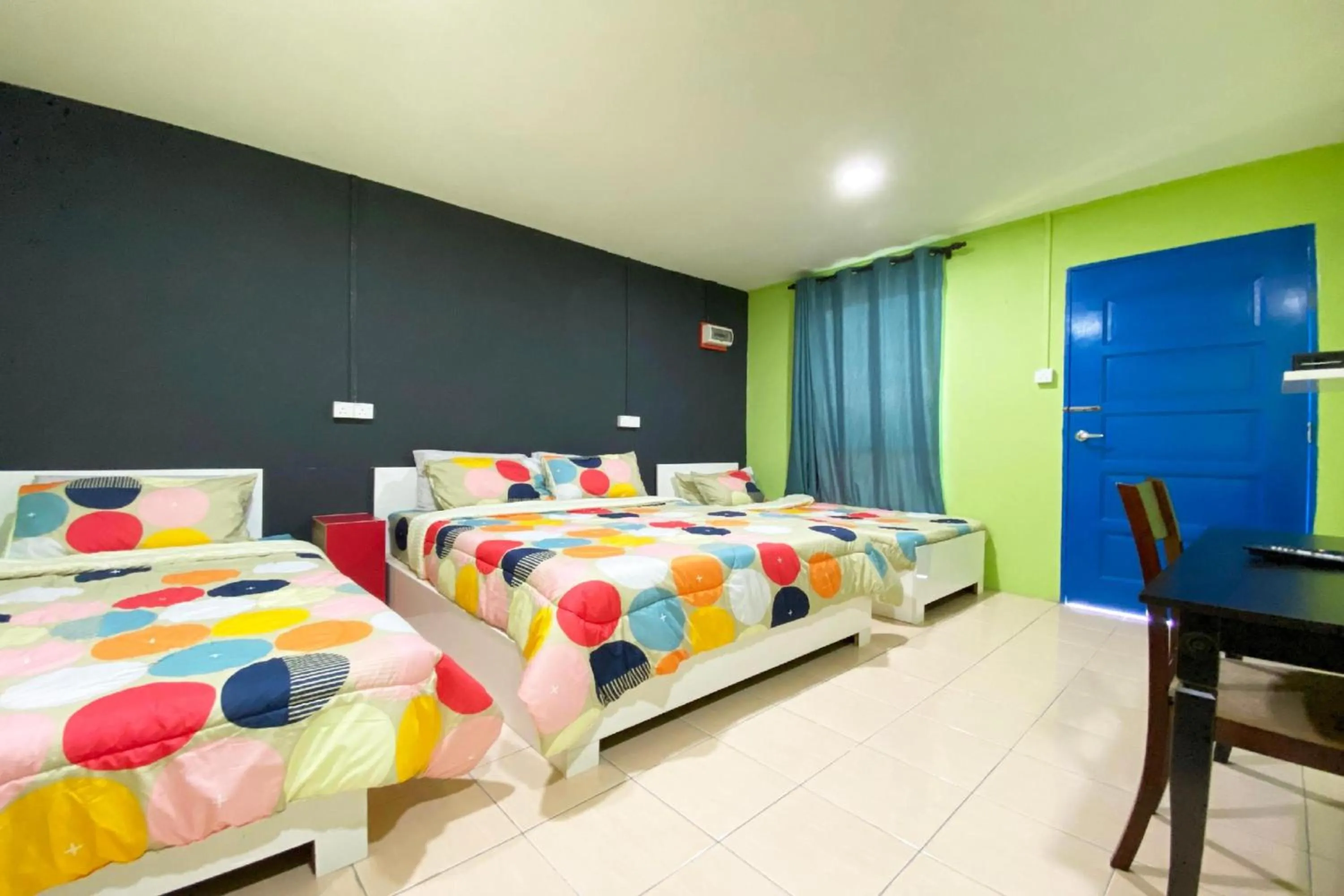 Photo of the whole room, Bed in Hotel O Tambunan Nature Lodge