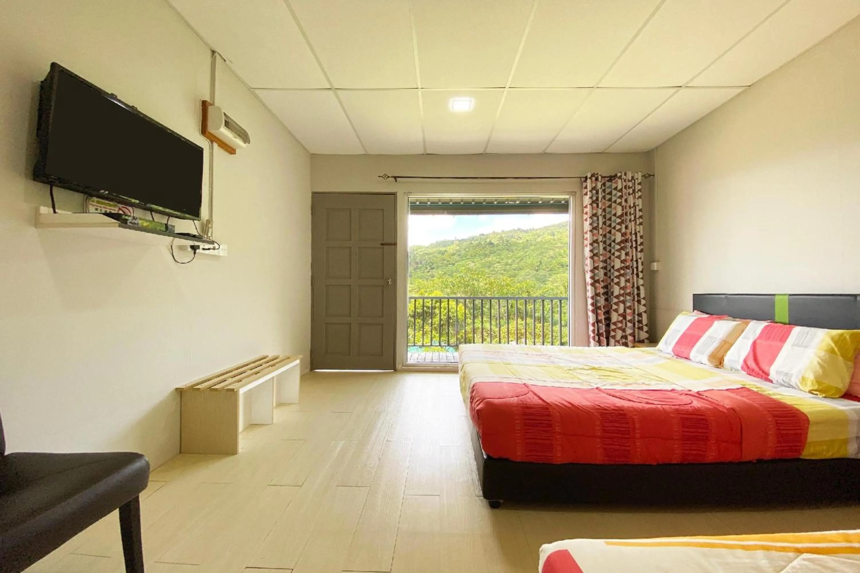 Photo of the whole room, Bed in Hotel O Tambunan Nature Lodge