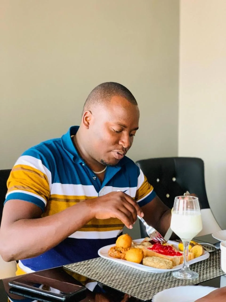 Restaurant/places to eat in LEYSHOF HOTEL