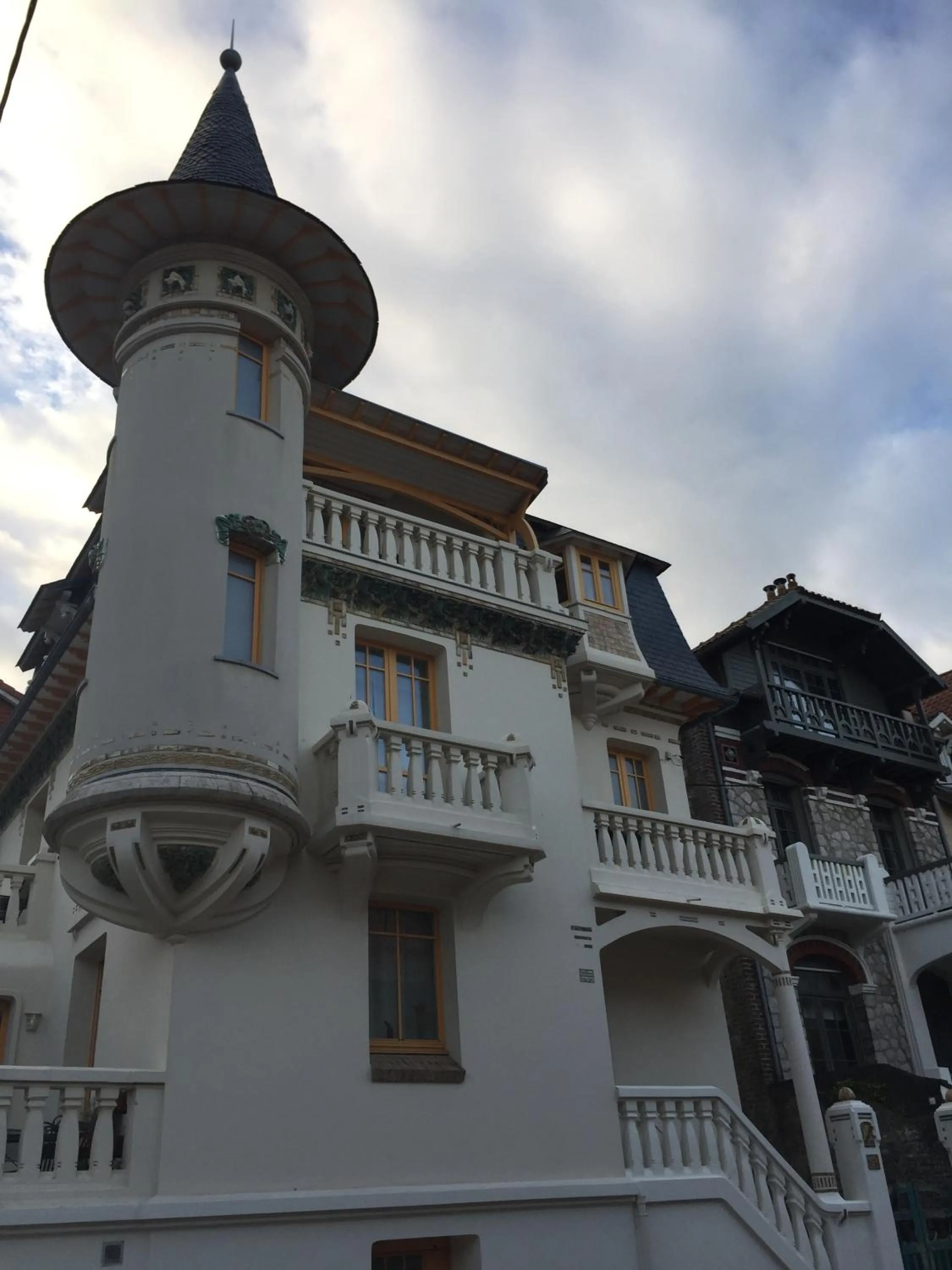 Nearby landmark in AUBERGE RIVA BELLA