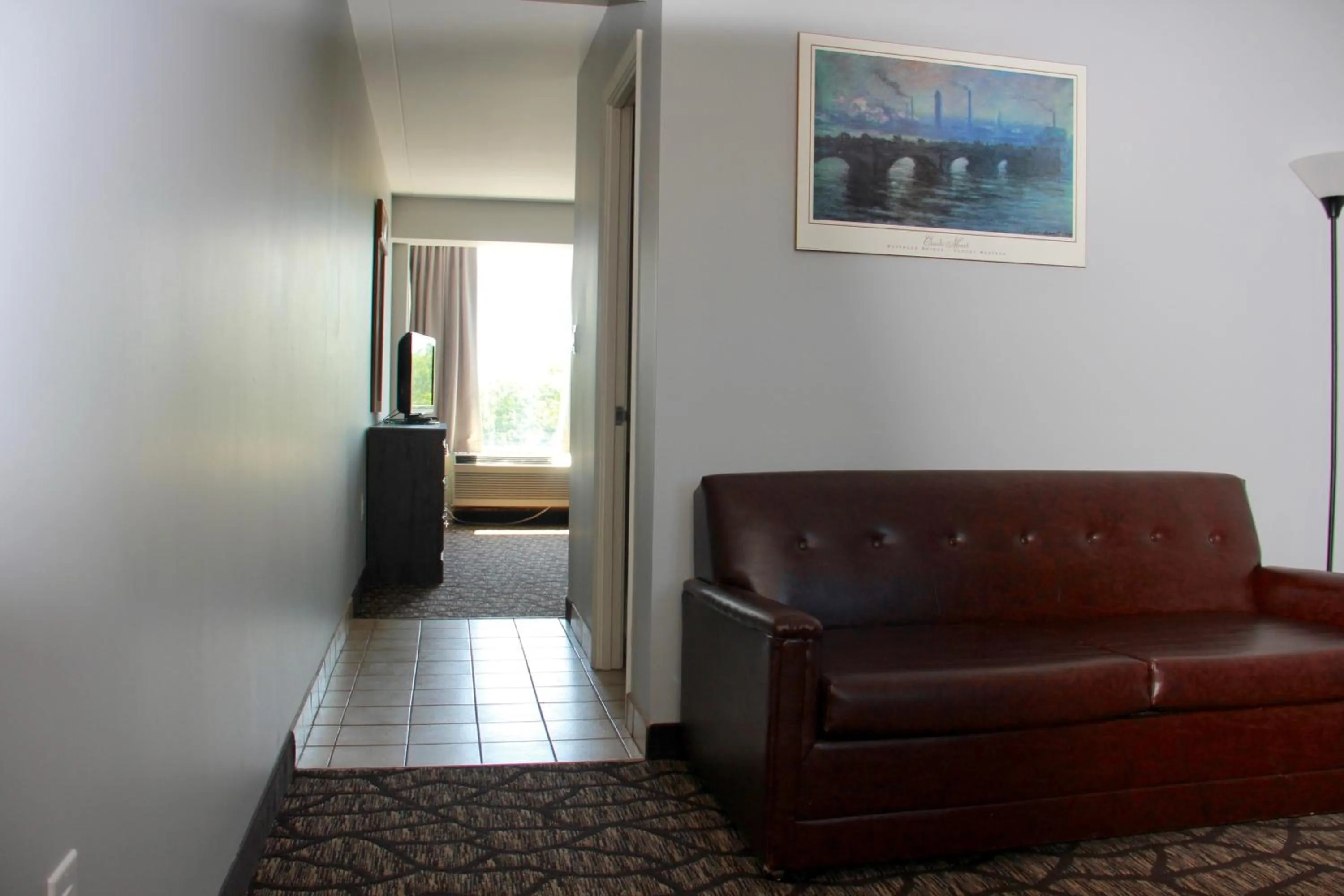 Living room in Victoria Motor Inn