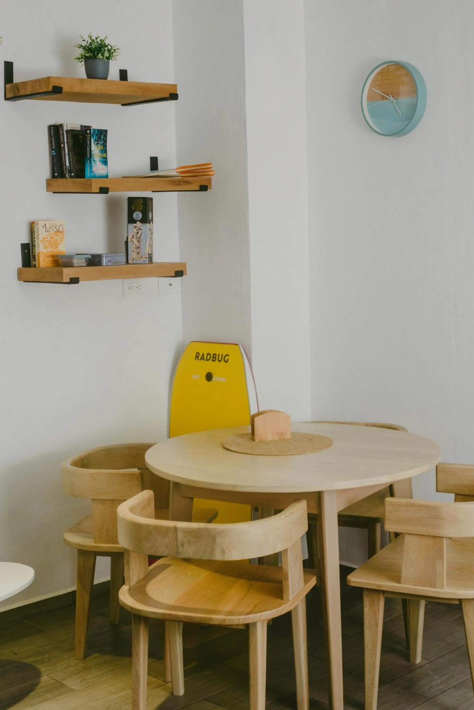 Dining area in HotelZone L17 Beach Access