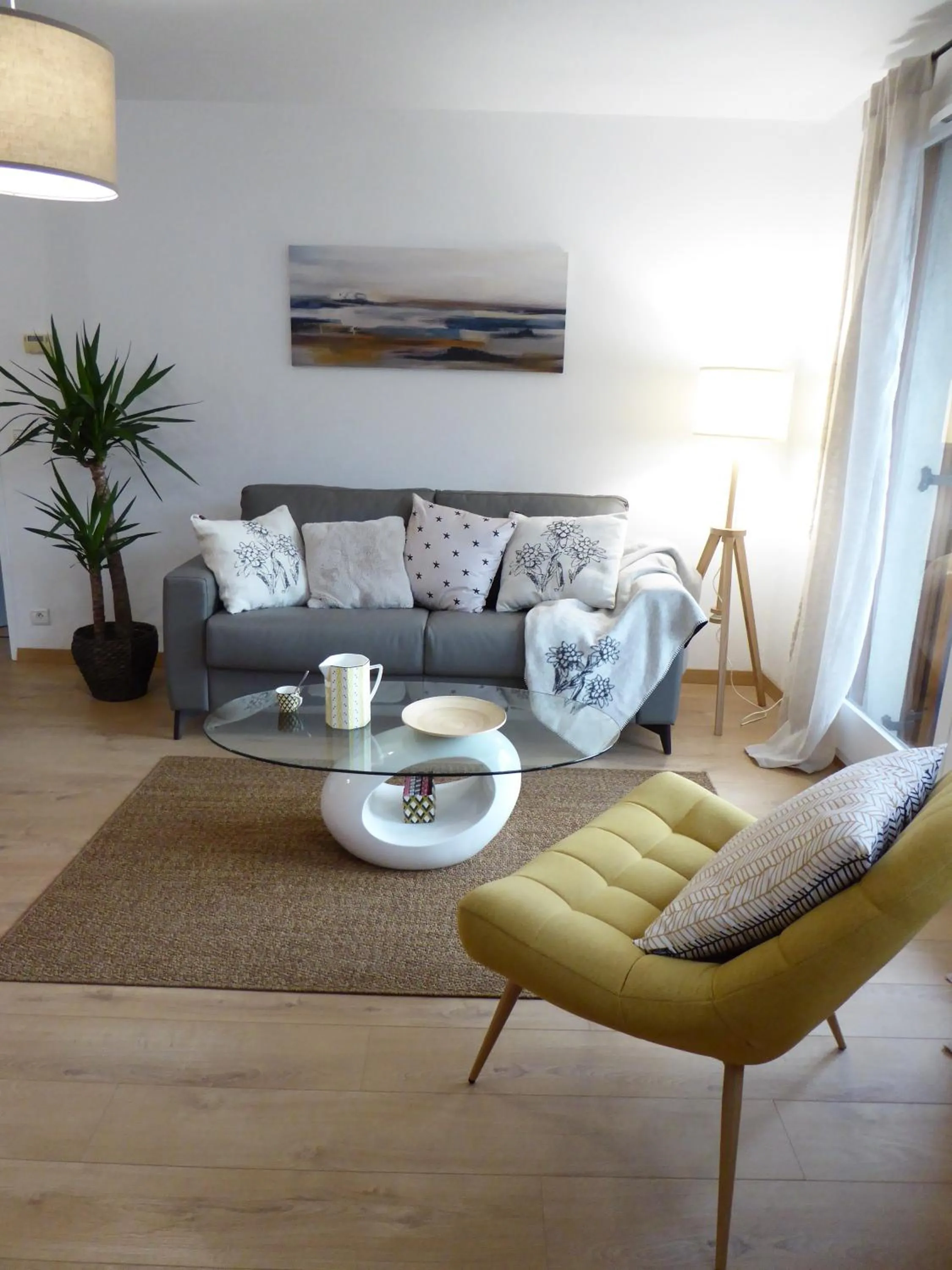 ALPINES 2 /près du funiculaire et gare sncf-garage privé-terrasse sud-46m2