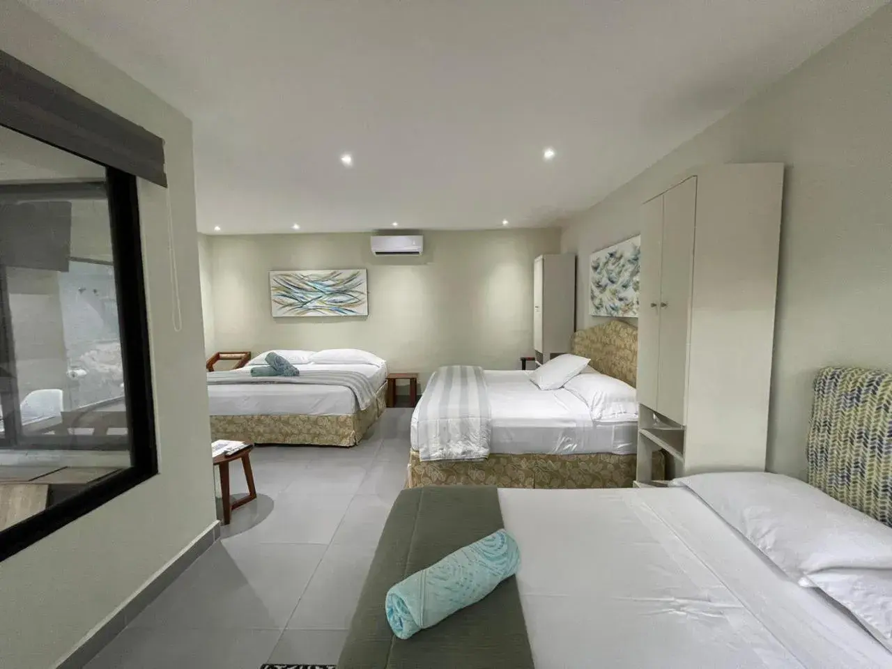 Seven-Bedroom House in The Blue Eco Lodge Seven-Bedroom House in The Blue Eco Lodge