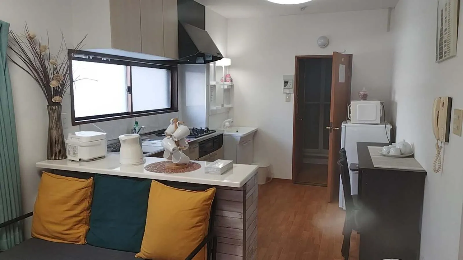 Dining area in Uhome Ueno Hotel