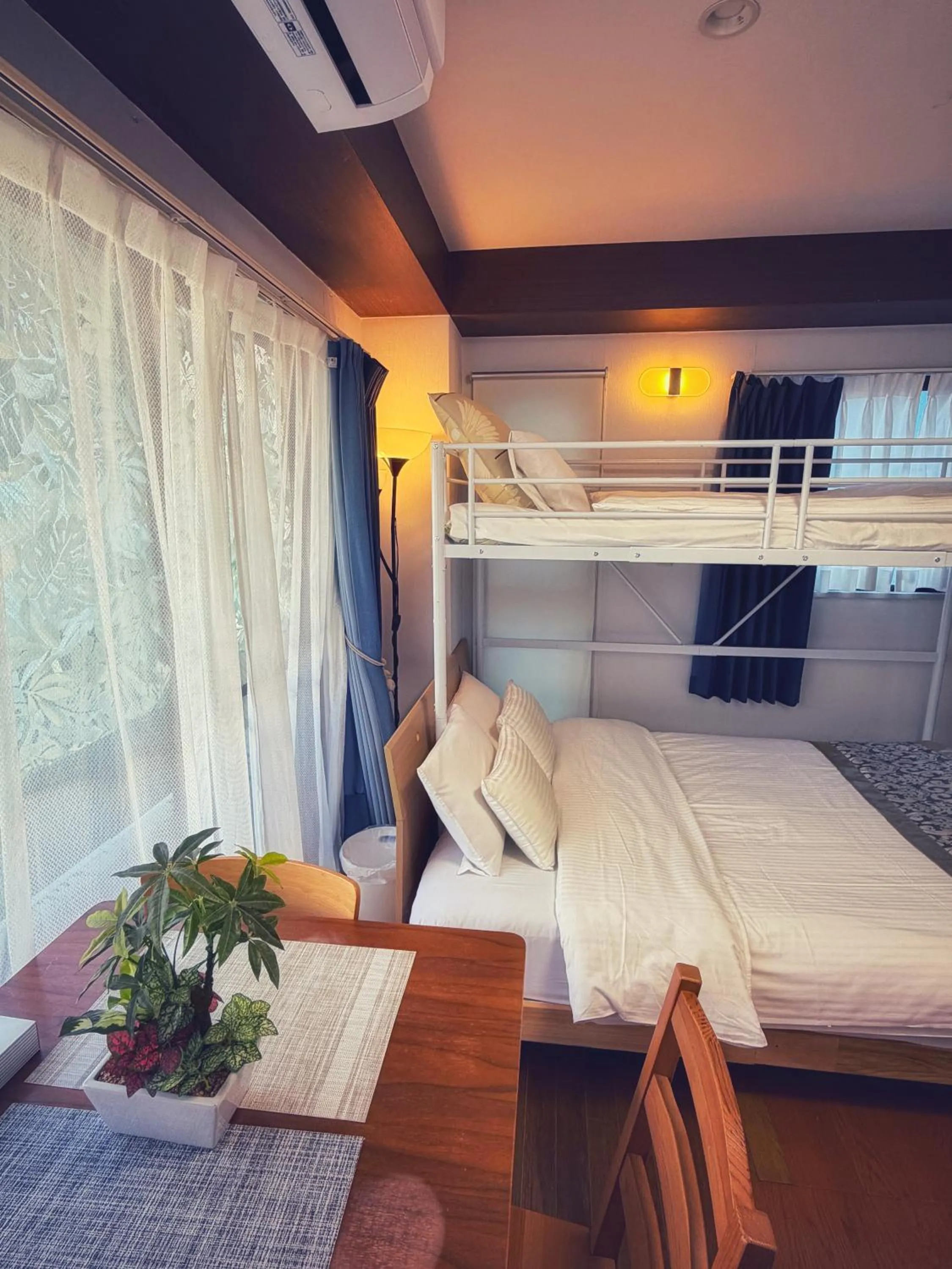 Bed in Uhome Ueno Hotel