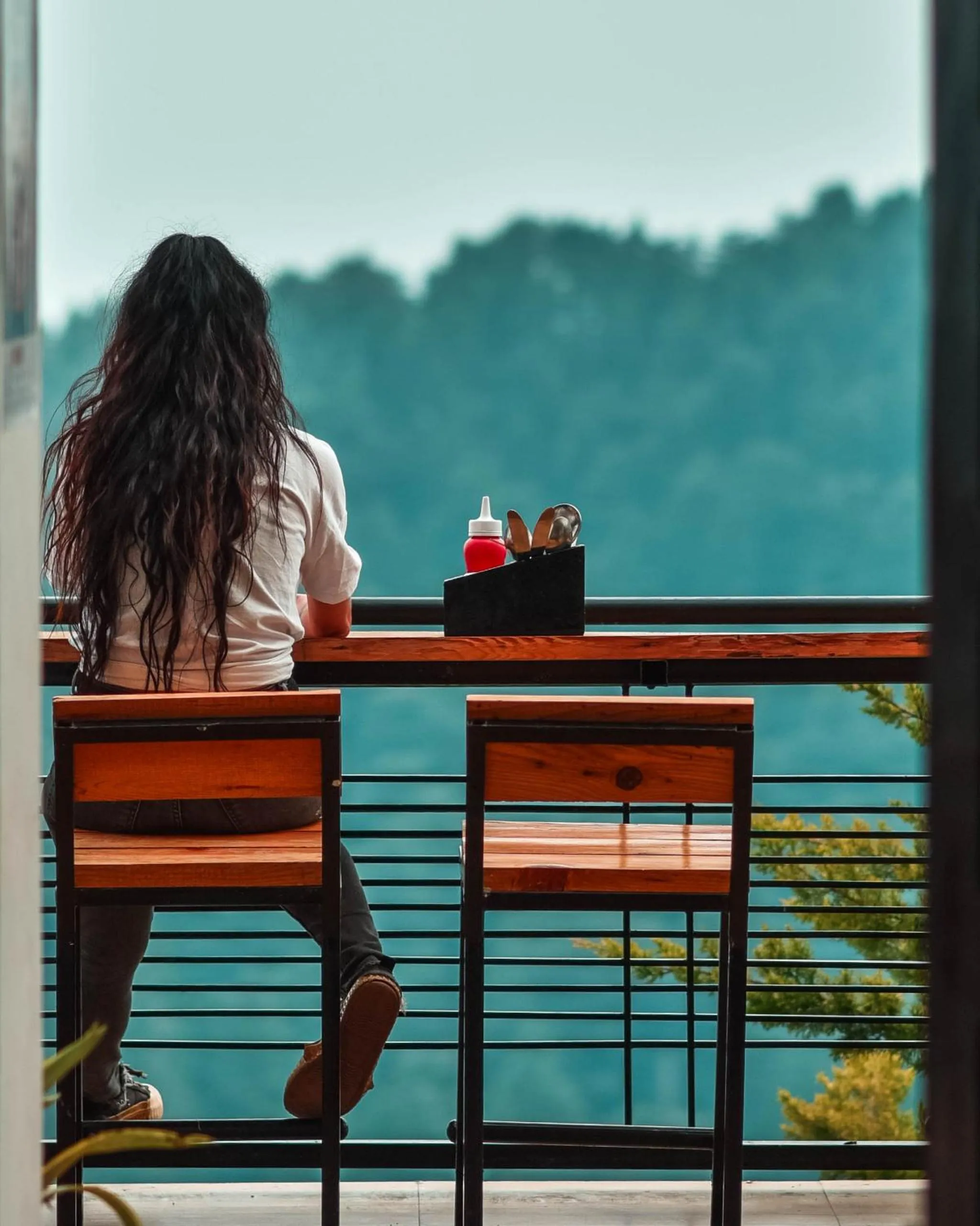 Day in Young Monk Hostel Dharamkot