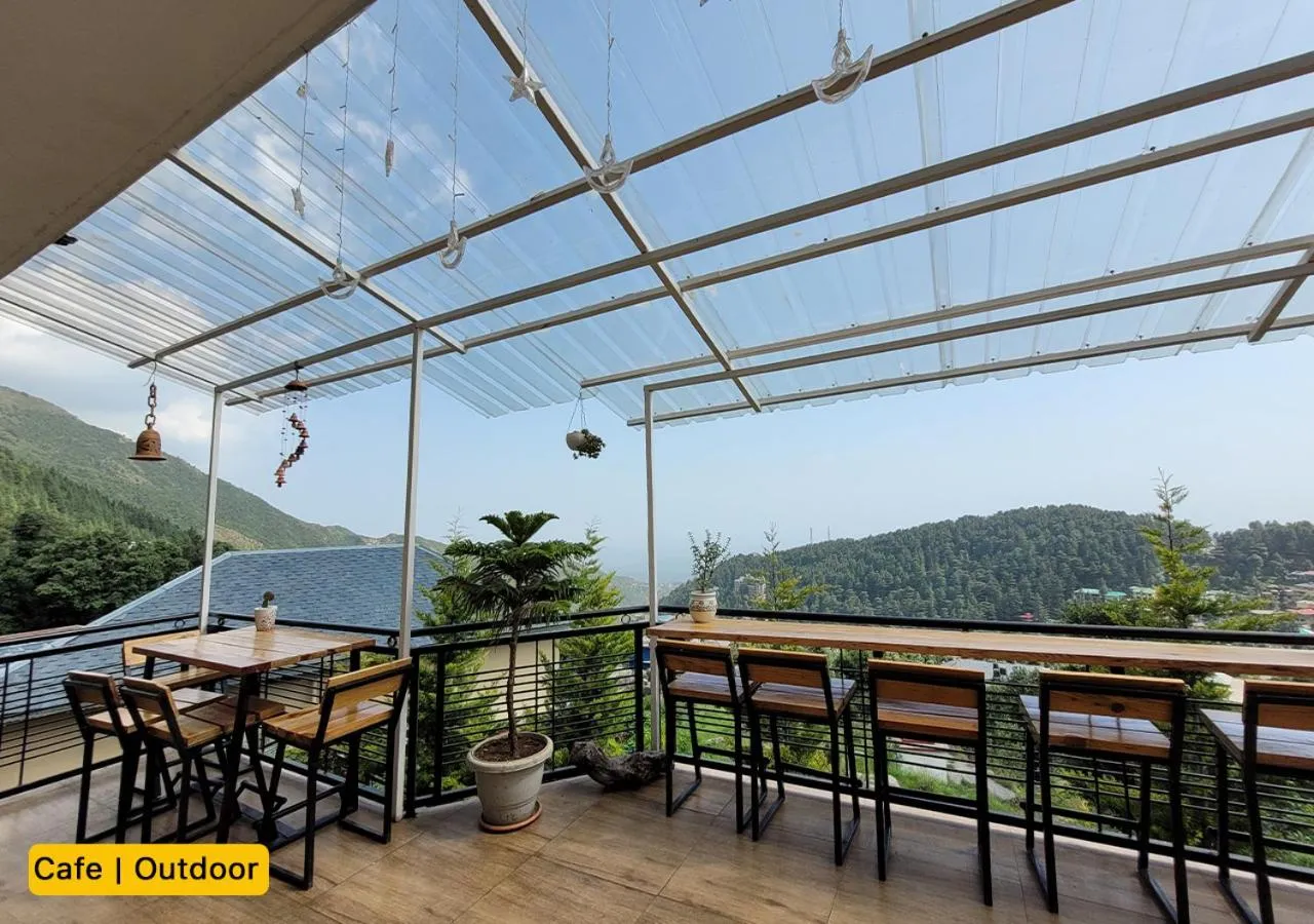 Restaurant/places to eat in Young Monk Hostel Dharamkot