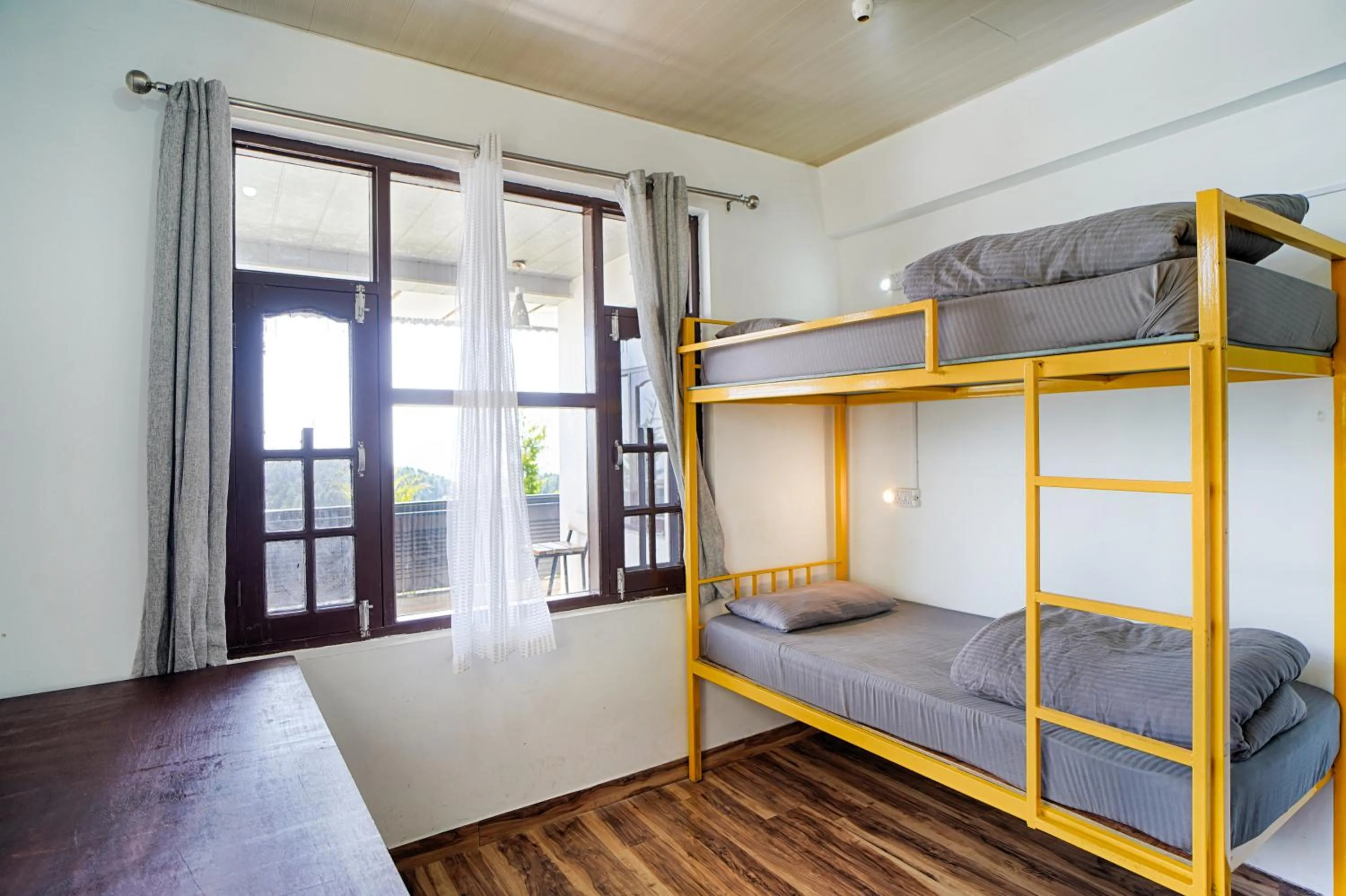 Mountain view, Bed in Young Monk Hostel Dharamkot