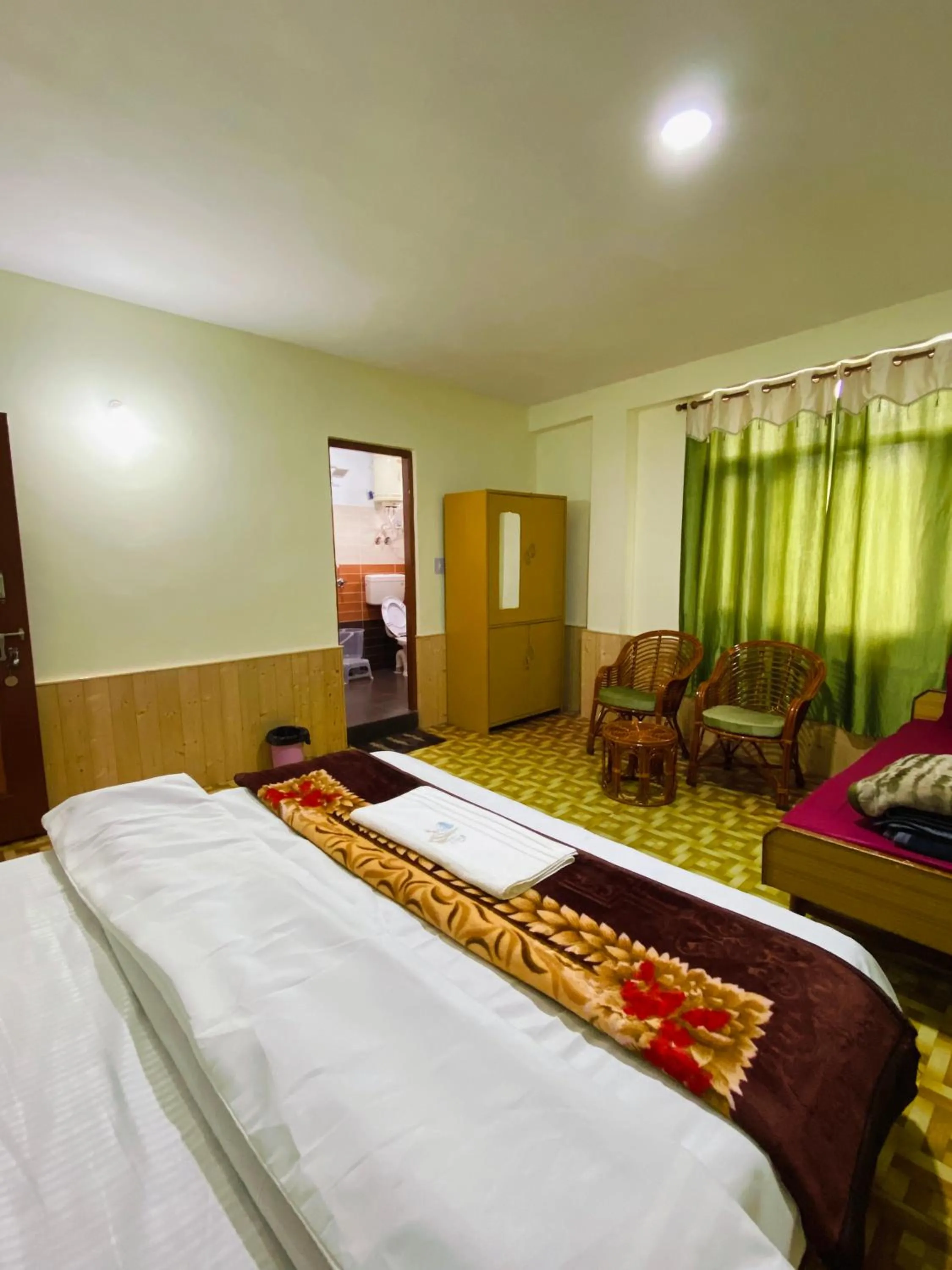 Family Room with Mountain View in Non Stop Cafe Hostel & Stay