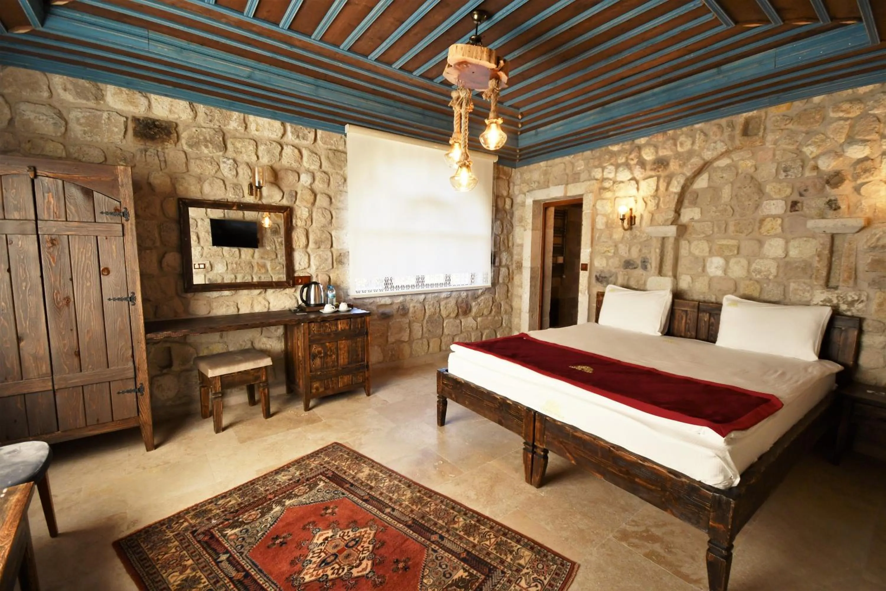 Photo of the whole room, Bed in Under Cave Cappadocia