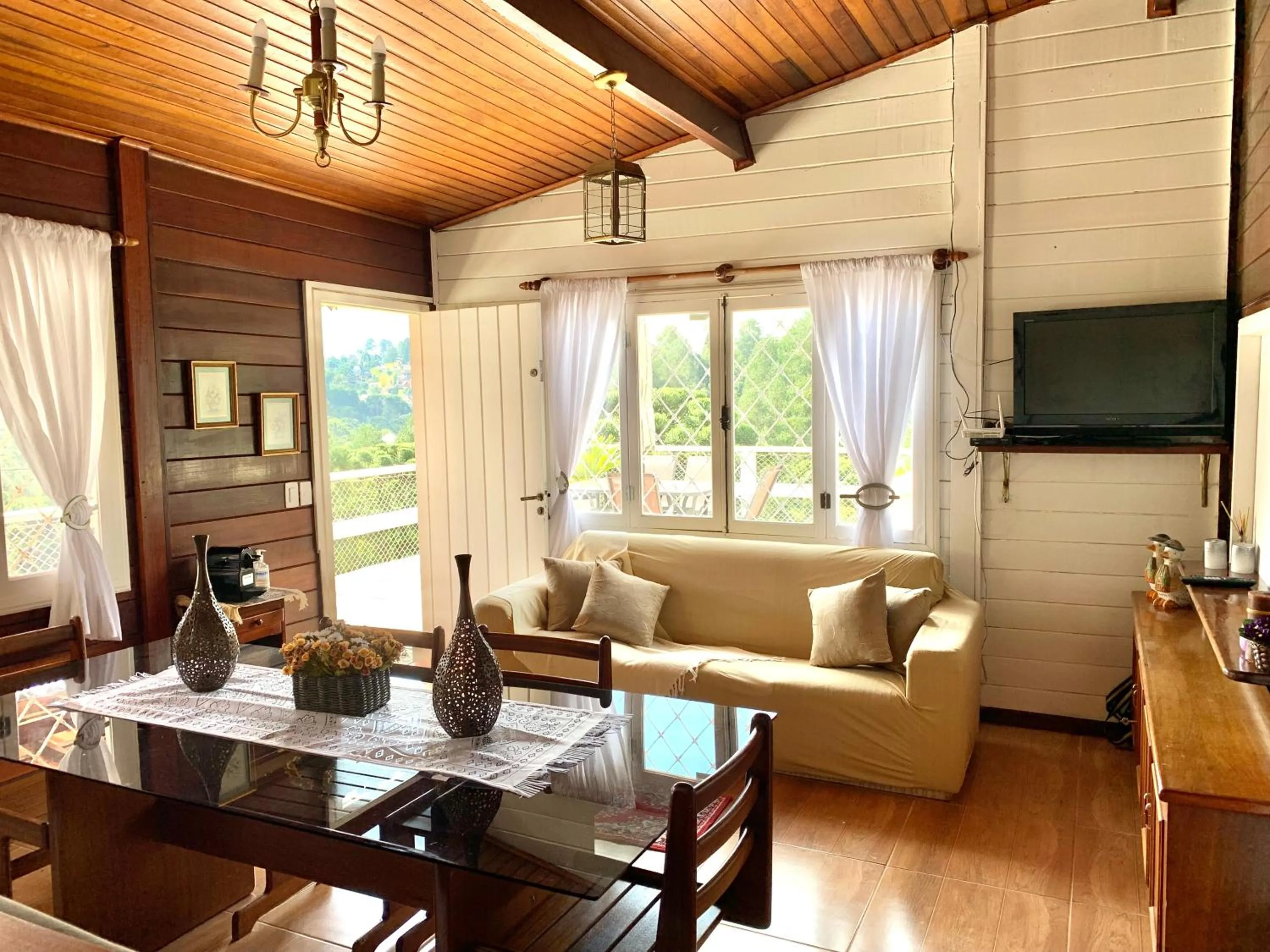 Casa centro Capivari 700m distância
