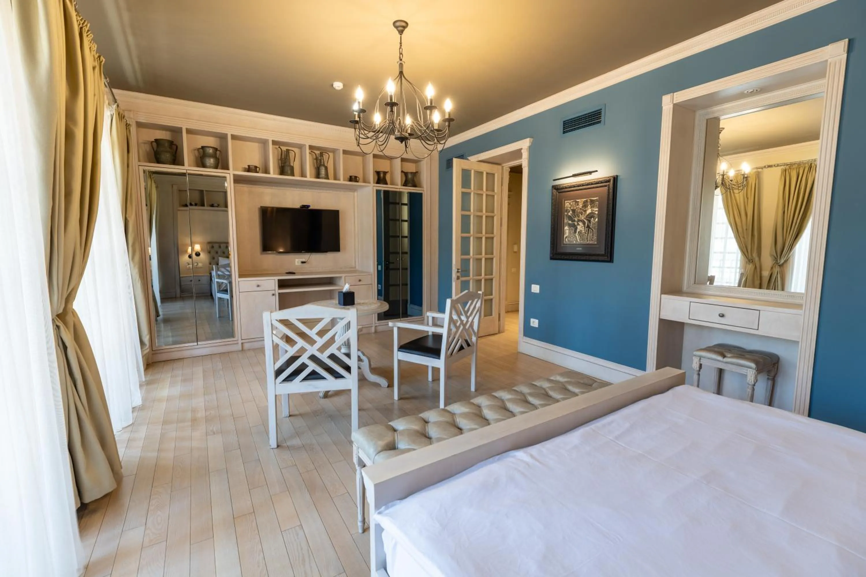 Bedroom, Bed in Art Club